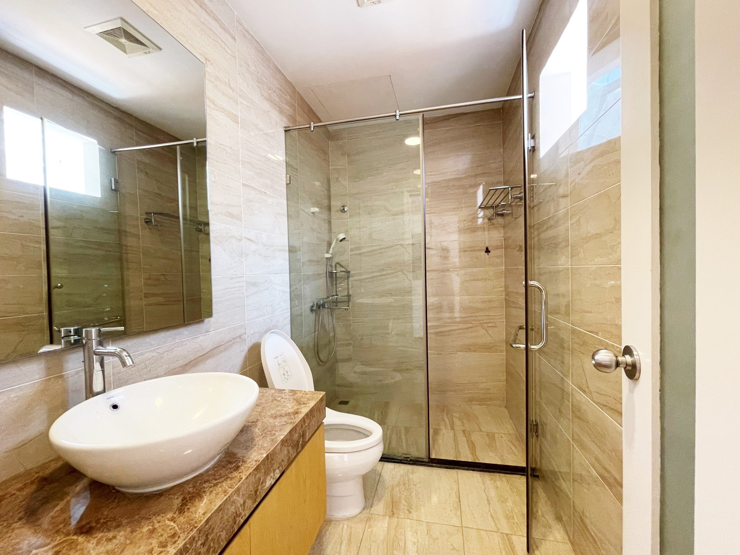 Cho thuê biệt thự có hầm Hoa Lan Vinhomes Riverider 8