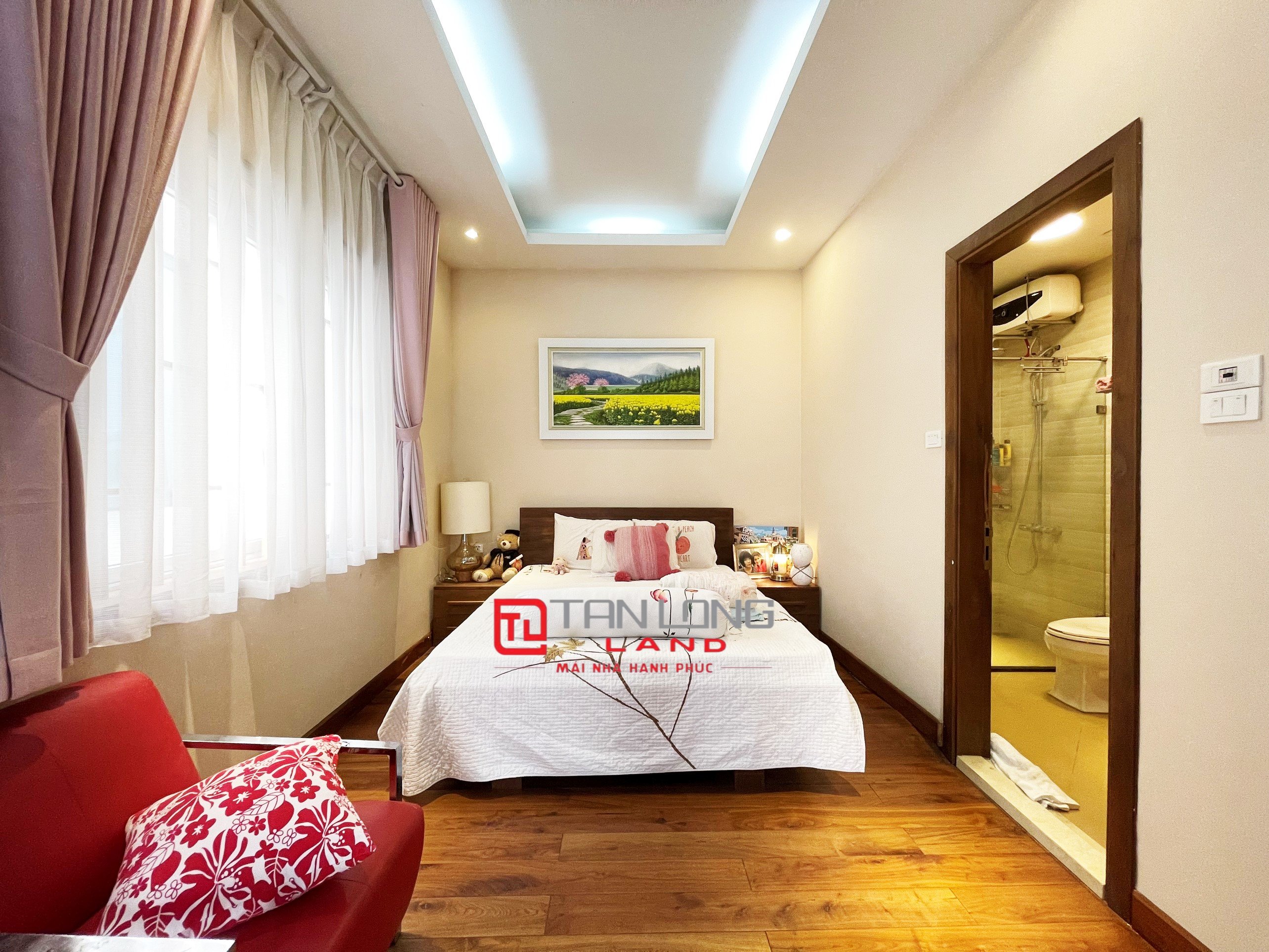 Cho thuê biệt thự đầy đủ nội thất trục đường chính Vinhomes Riverside Long Biên 9