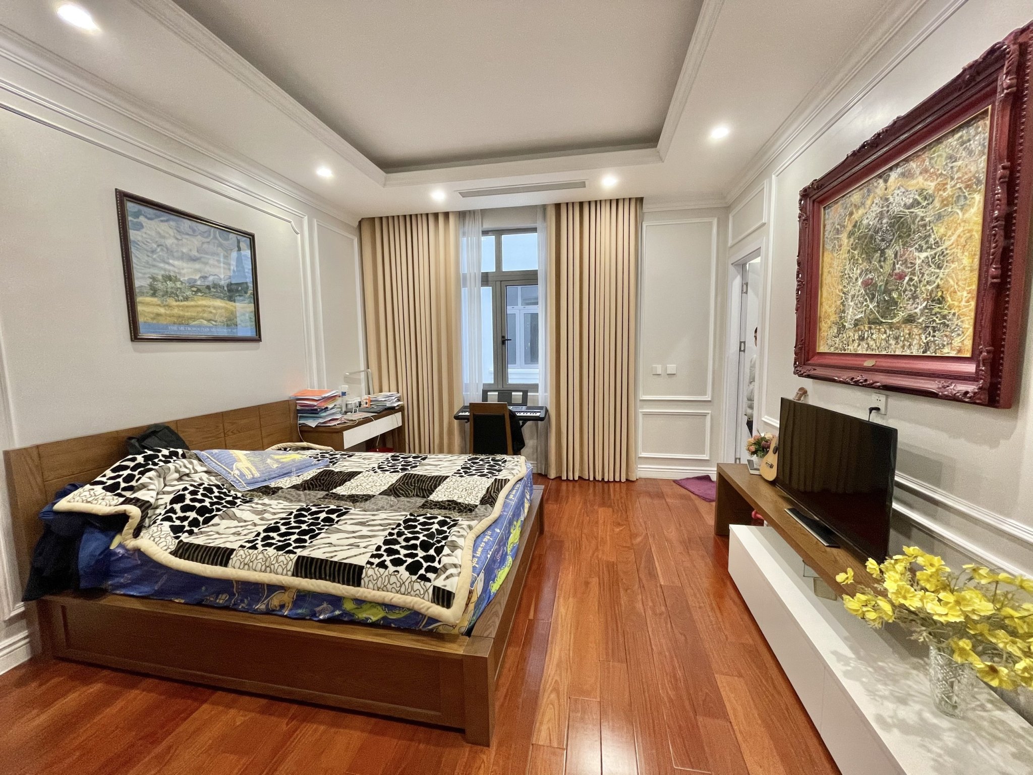 Cho thuê biệt thự đẹp dãy TuyLip Vinhomes The Harmony 9