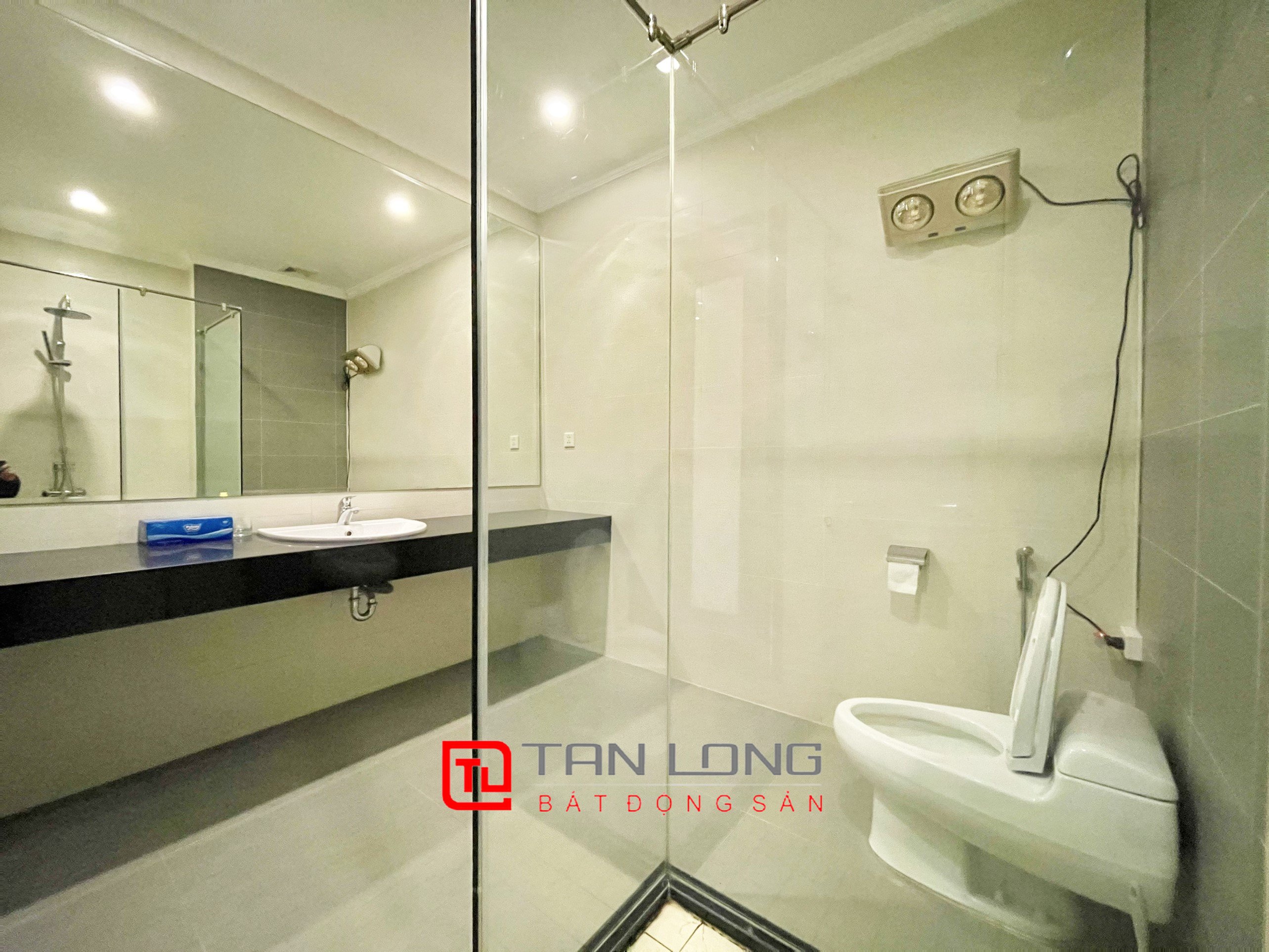 Cho thuê Biệt thự Đơn lập 4 phòng ngủ gần TTTM Vincom tại Vinhomes Riverside 8