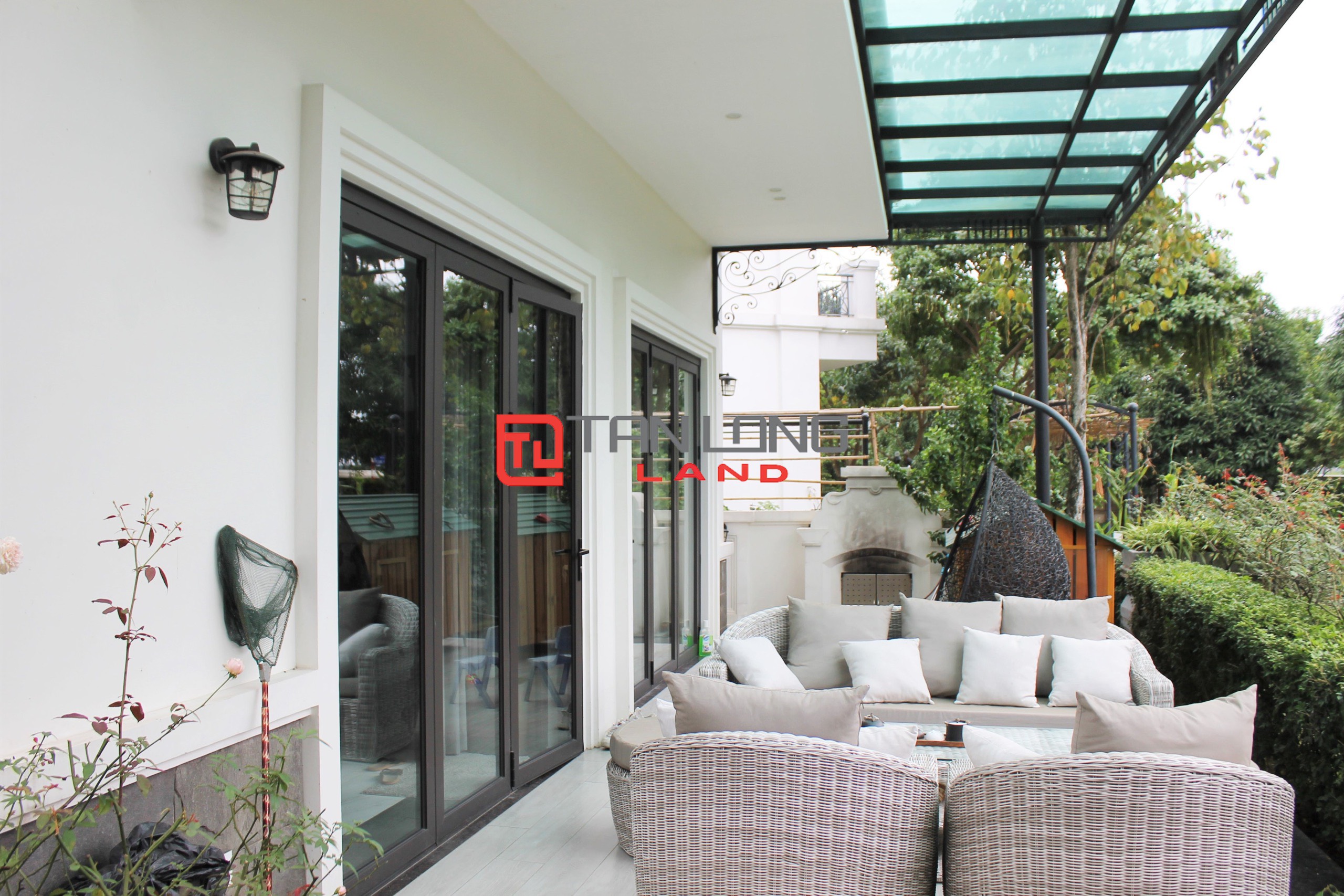 Cho thuê Biệt thự Đơn lập 420m2 gần trường quốc tế BIS tại Vinhomes Riverside Long Biên 21