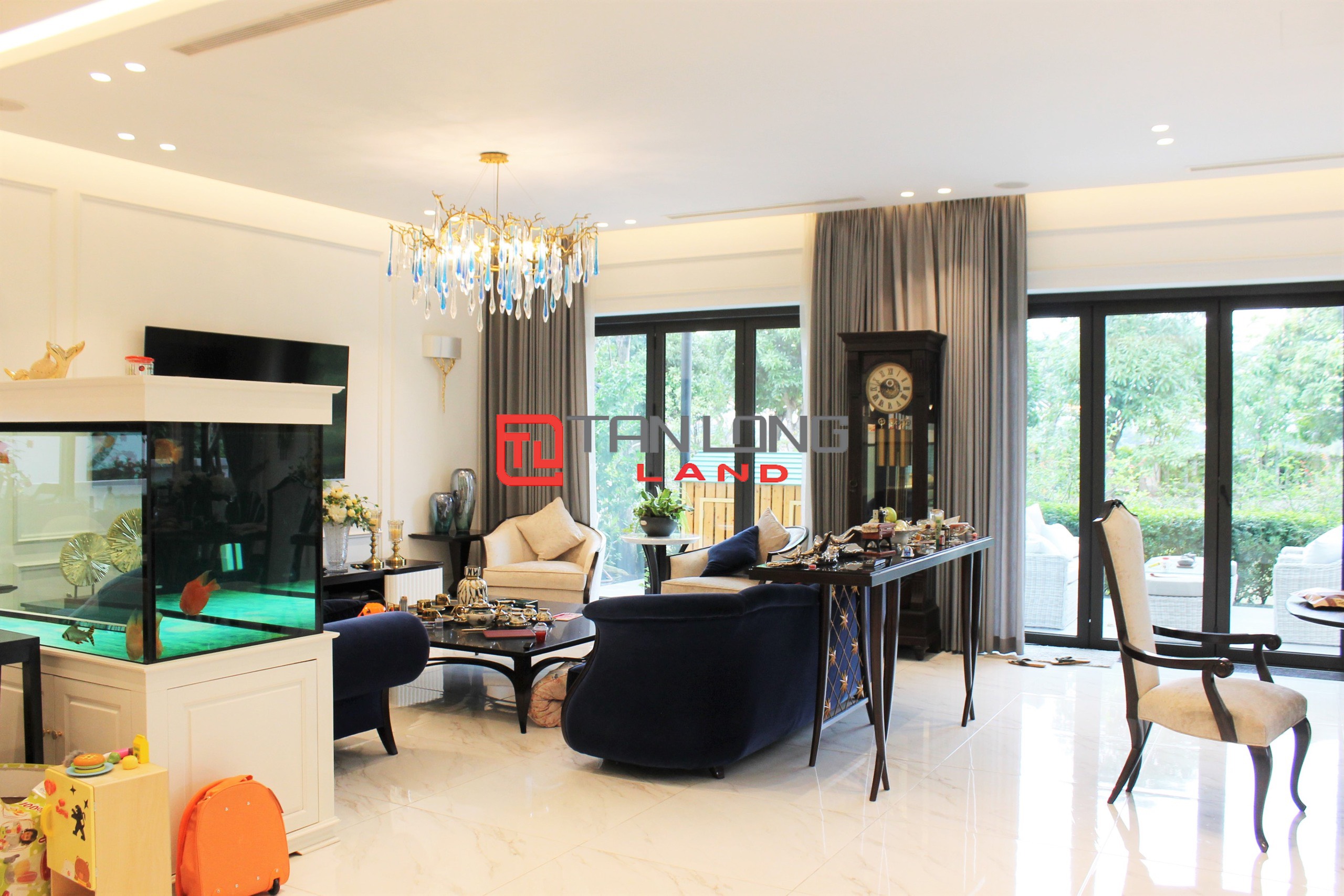 Cho thuê Biệt thự Đơn lập 420m2 gần trường quốc tế BIS tại Vinhomes Riverside Long Biên 3