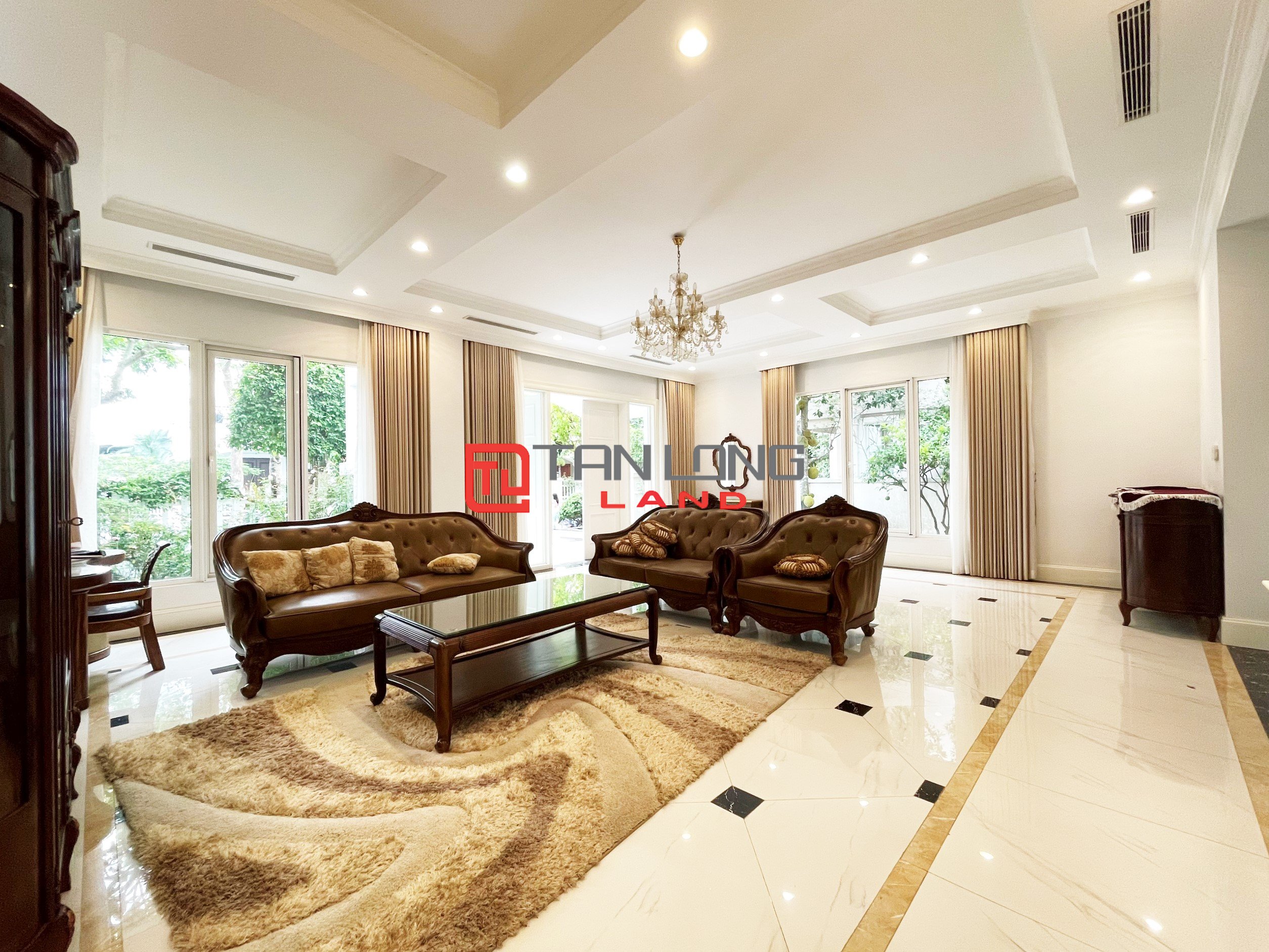Cho thuê Biệt thự Đơn lập 5 phòng ngủ khu Bằng Lăng tại Vinhomes Riverside 3