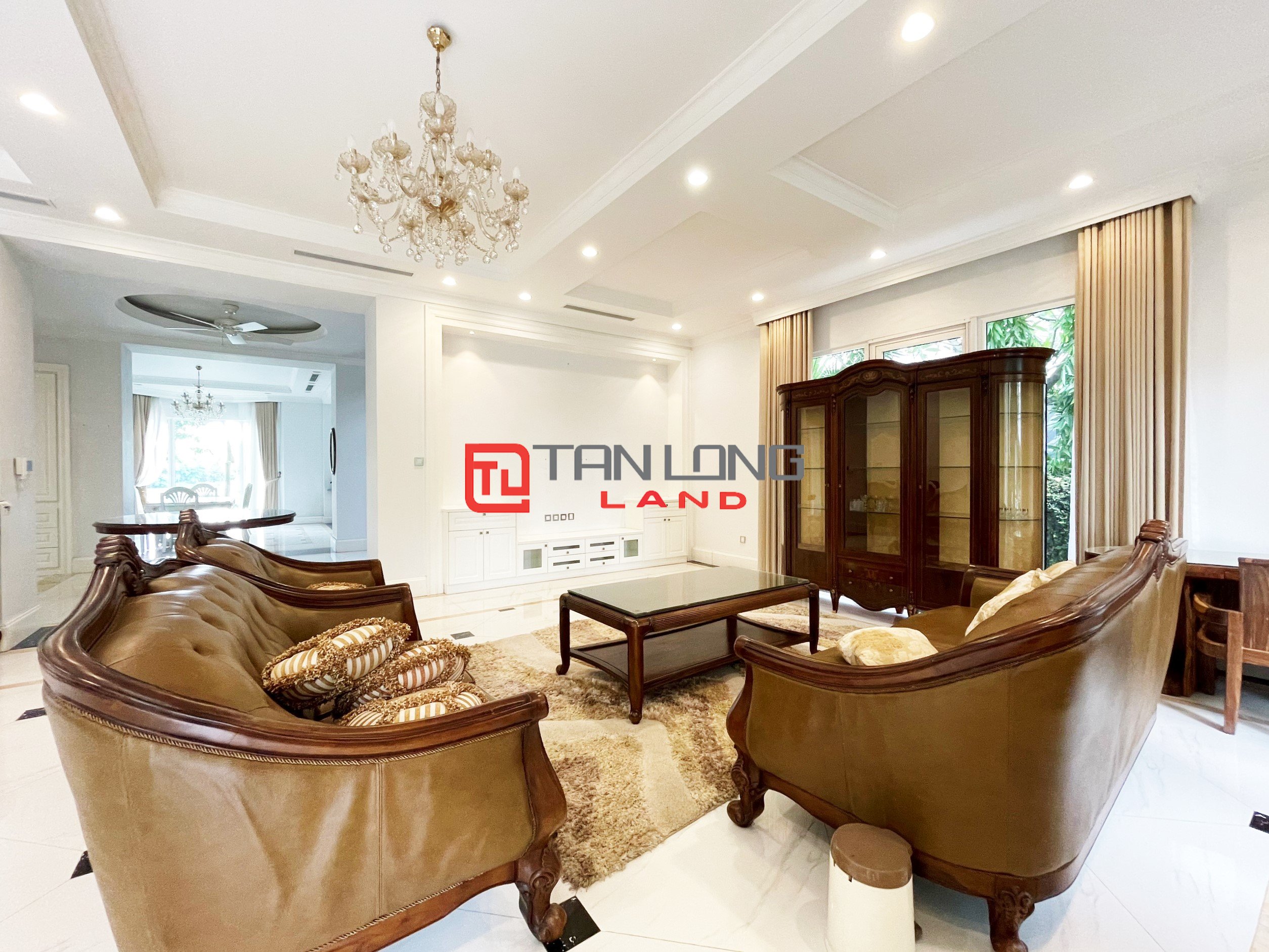 Cho thuê Biệt thự Đơn lập 5 phòng ngủ khu Bằng Lăng tại Vinhomes Riverside 4