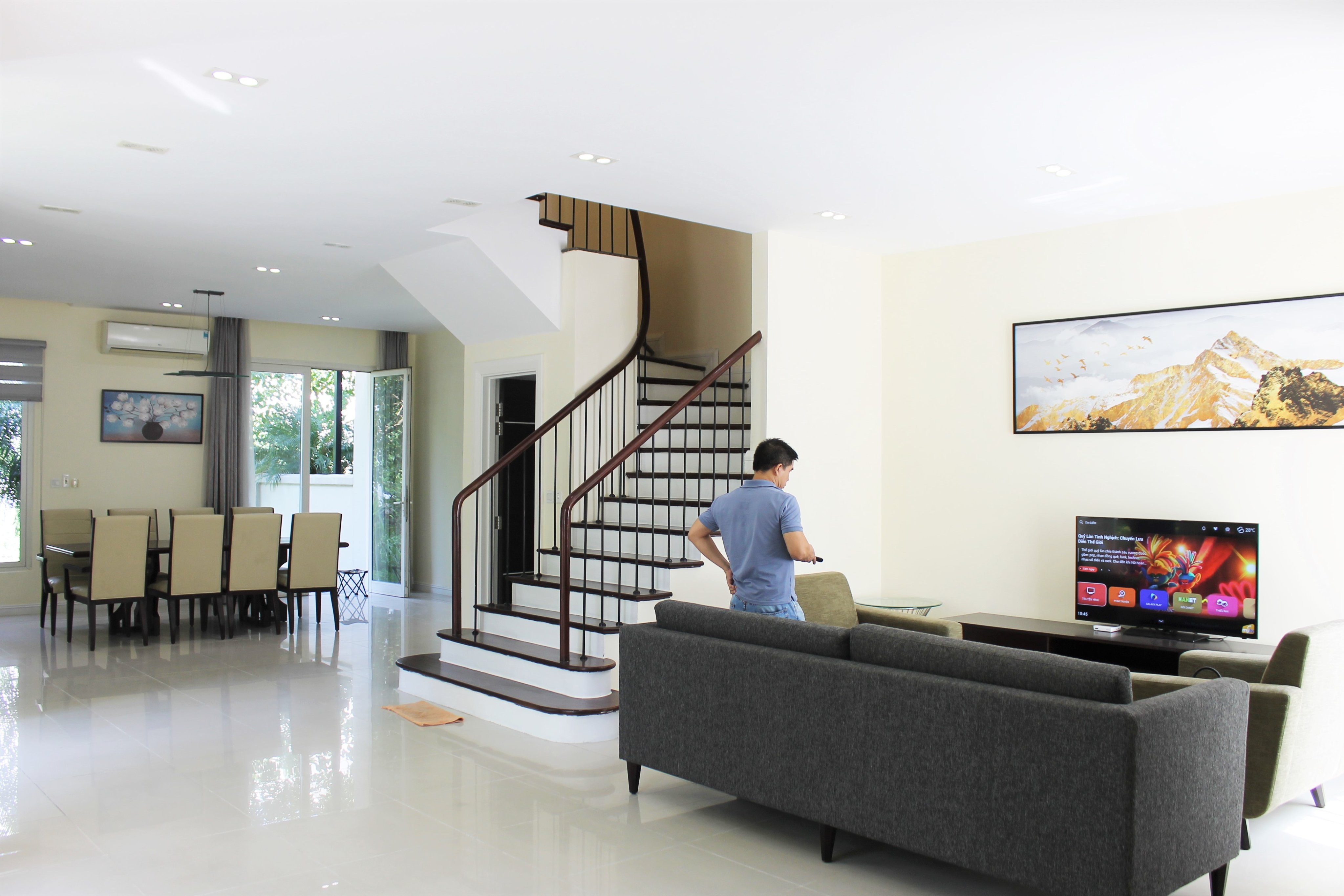 Cho Thuê Biệt Thự Đơn Lập, Căn Góc Gần Trường Quốc Tế BIS Tại KĐT Vinhomes Riverside 1