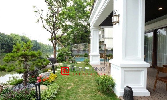 Cho thuê Biệt thự đơn lập có bể bơi tại Vinhomes Riverside Long Biên 6