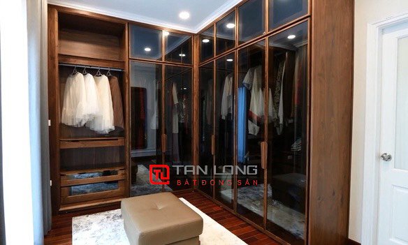 Cho thuê Biệt thự đơn lập có bể bơi tại Vinhomes Riverside Long Biên 13