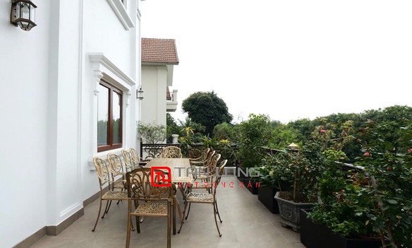 Cho thuê Biệt thự đơn lập có bể bơi tại Vinhomes Riverside Long Biên 14