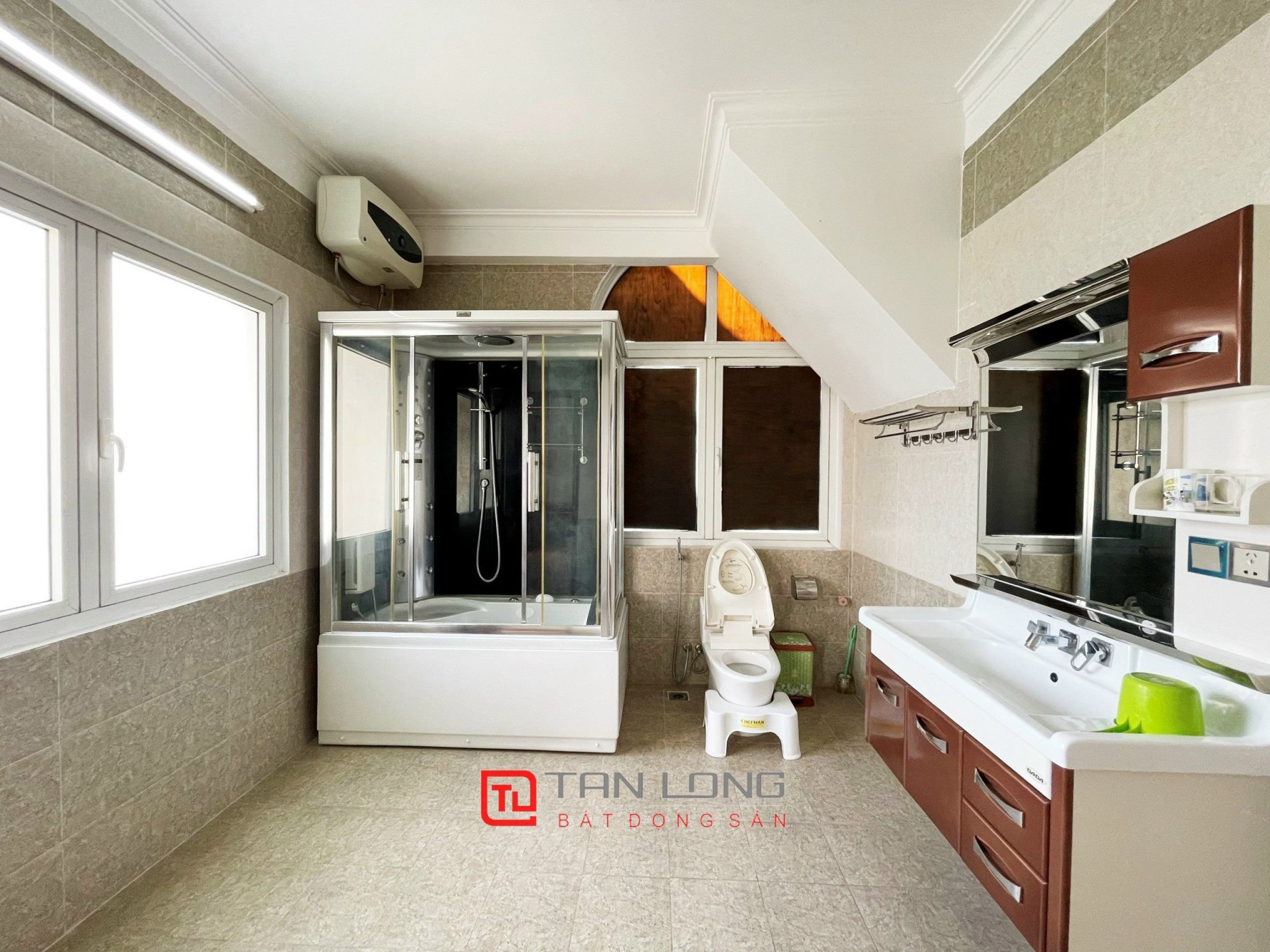 Cho thuê Biệt Thự Đơn Lập đủ đồ tại KĐT Vinhomes Riverside 13
