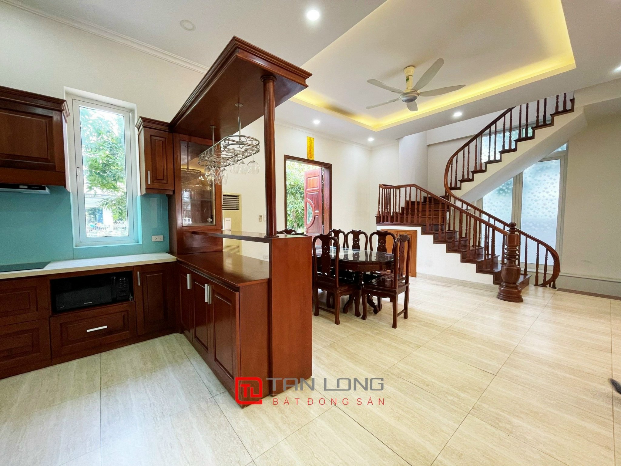 Cho thuê Biệt Thự Đơn Lập đủ đồ tại KĐT Vinhomes Riverside 6