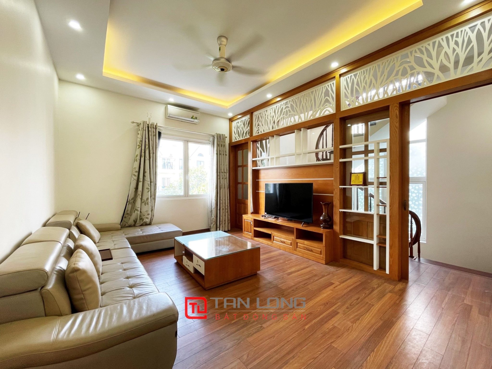 Cho thuê Biệt Thự Đơn Lập đủ đồ tại KĐT Vinhomes Riverside 8