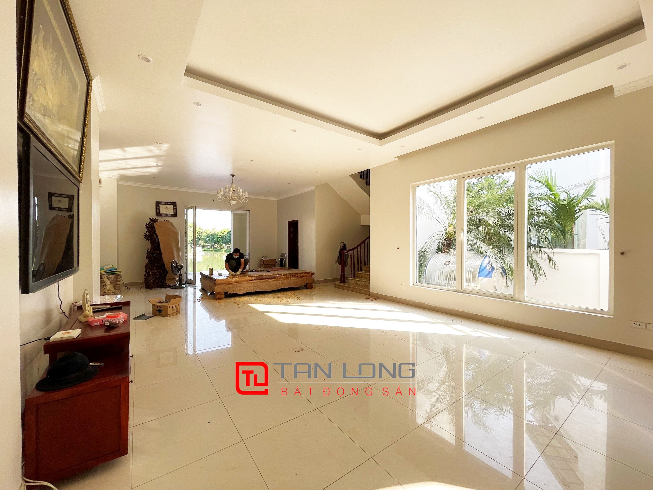 Cho thuê Biệt thự Đơn lập full nội thất gần trường quốc tế BIS tại Vinhomes Riverside 2