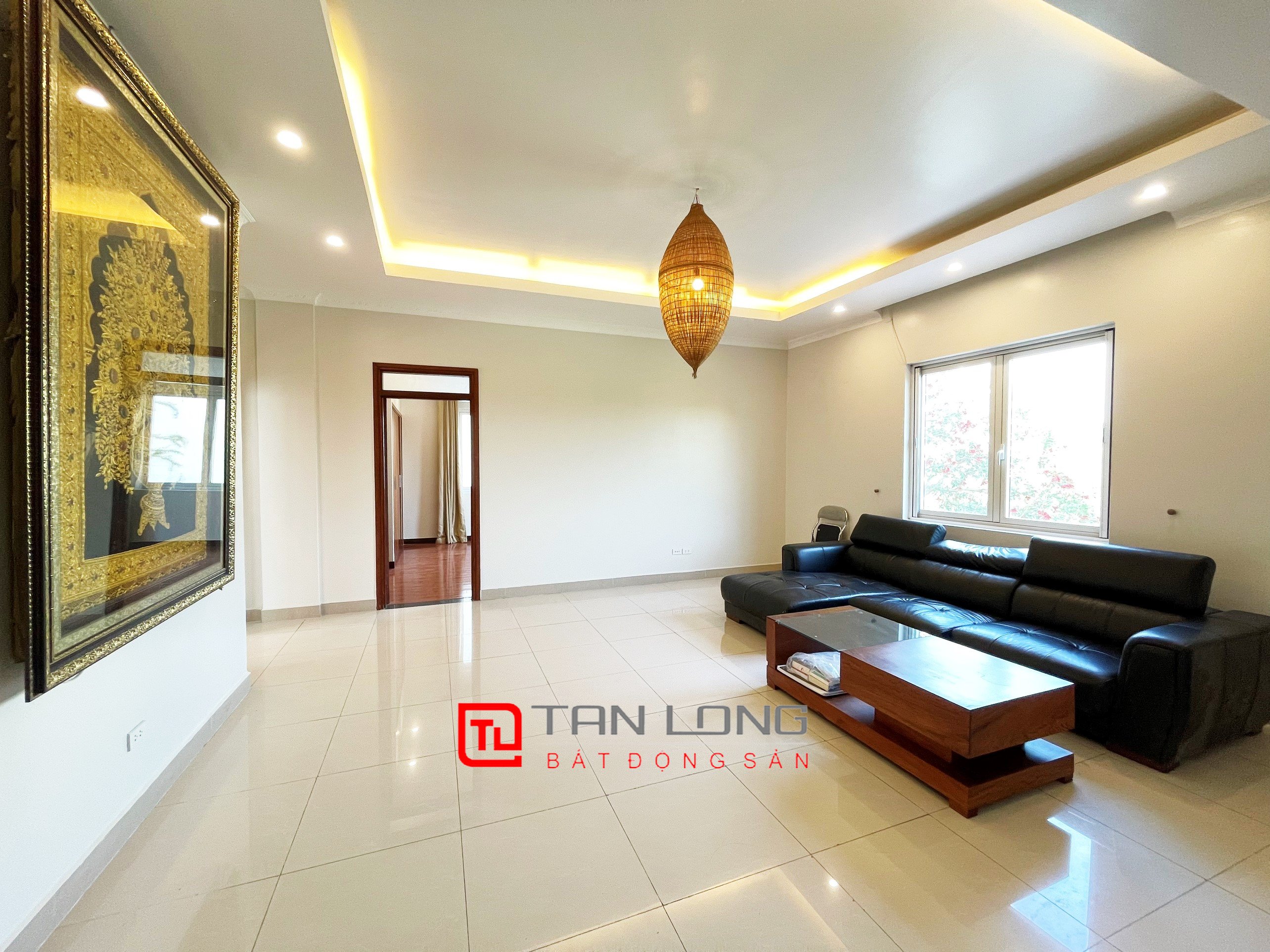 Cho thuê Biệt thự Đơn lập full nội thất gần trường quốc tế BIS tại Vinhomes Riverside 6