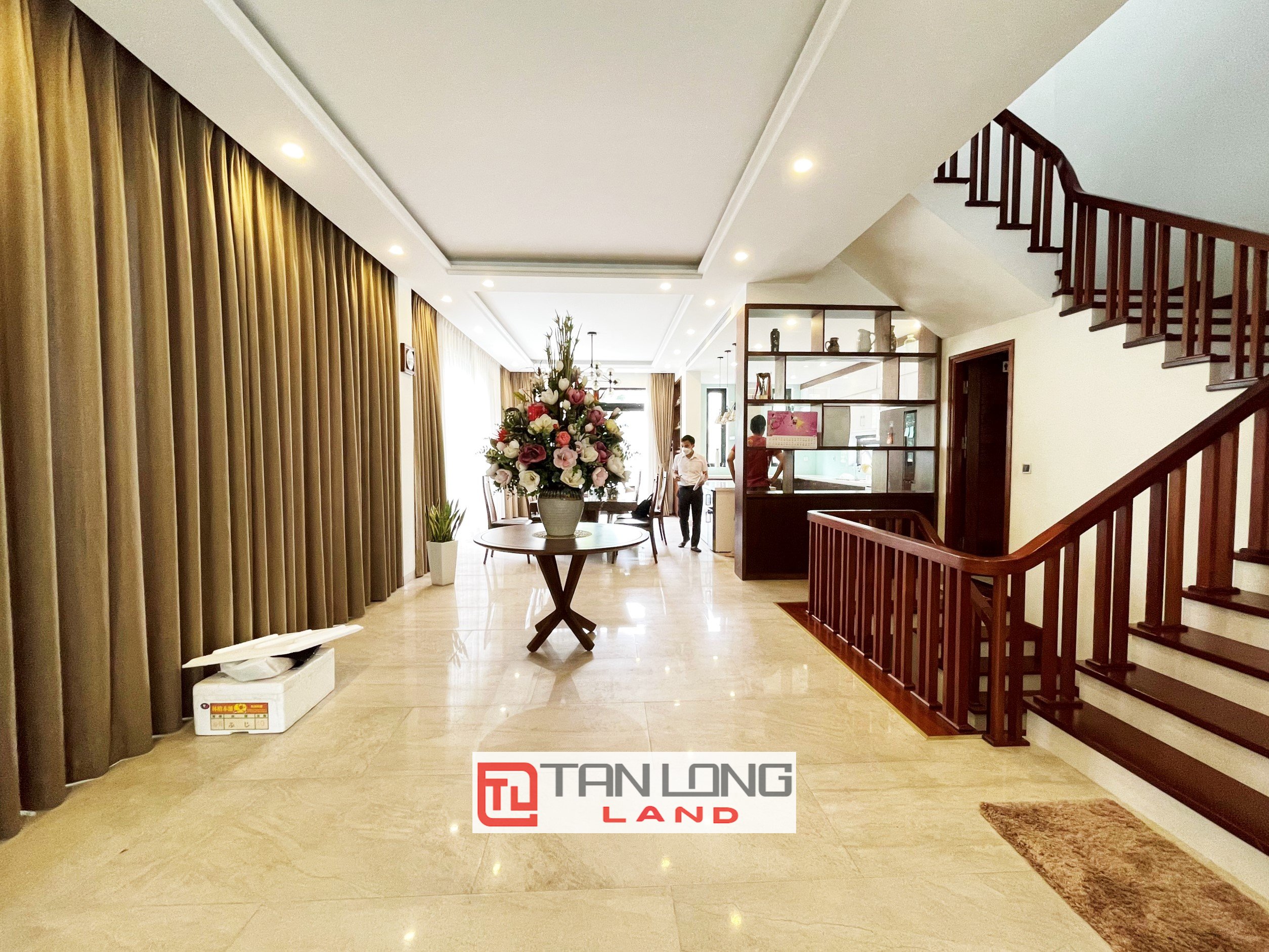 Cho thuê Biệt thự Đơn lập gần trường quốc tế BIS tại Vinhomes Riverside Long Biên 4