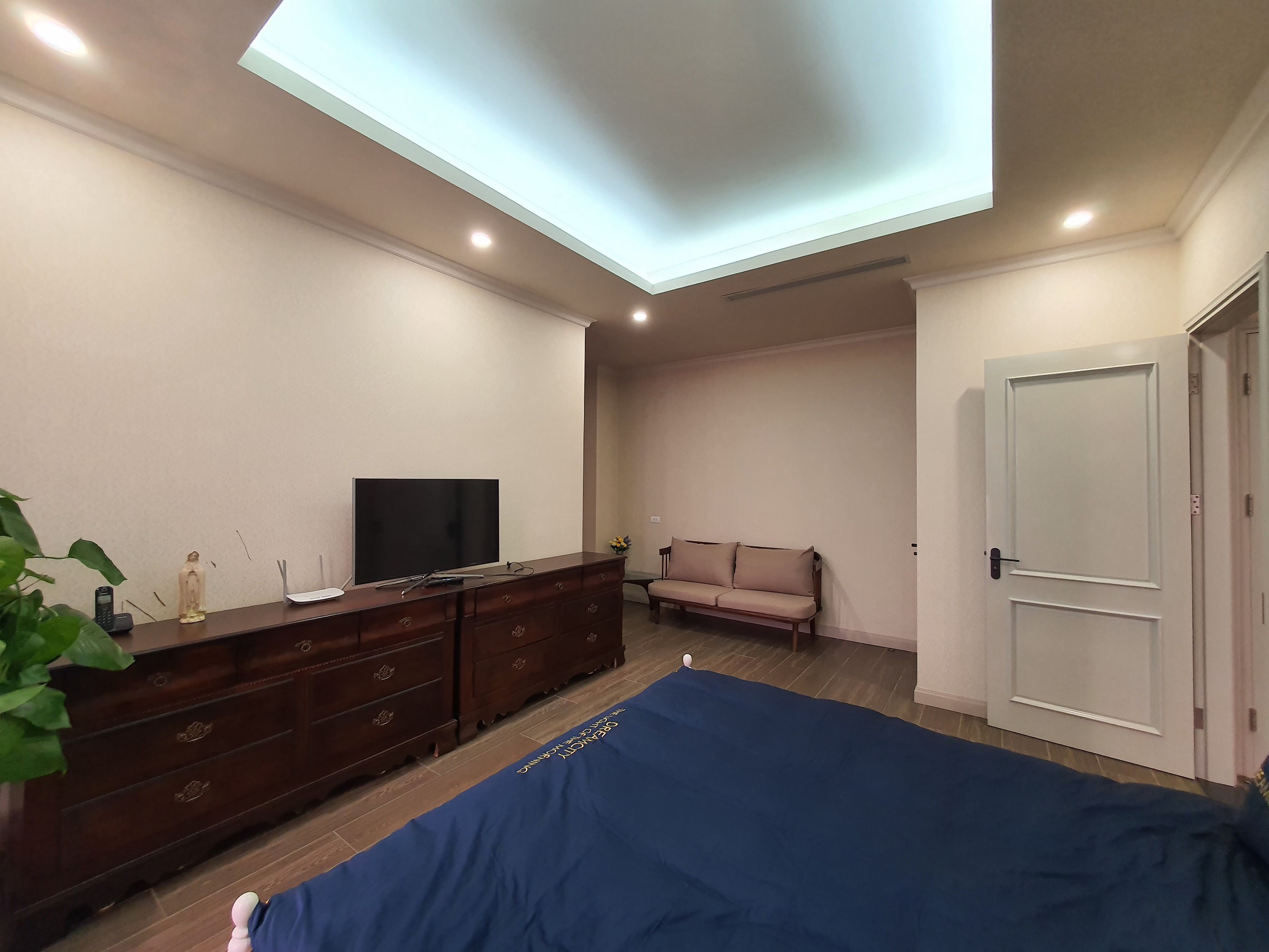 Cho thuê biệt thự đơn lập Hoa Phượng 5 phòng ngủ Vinhomes Riverside 6