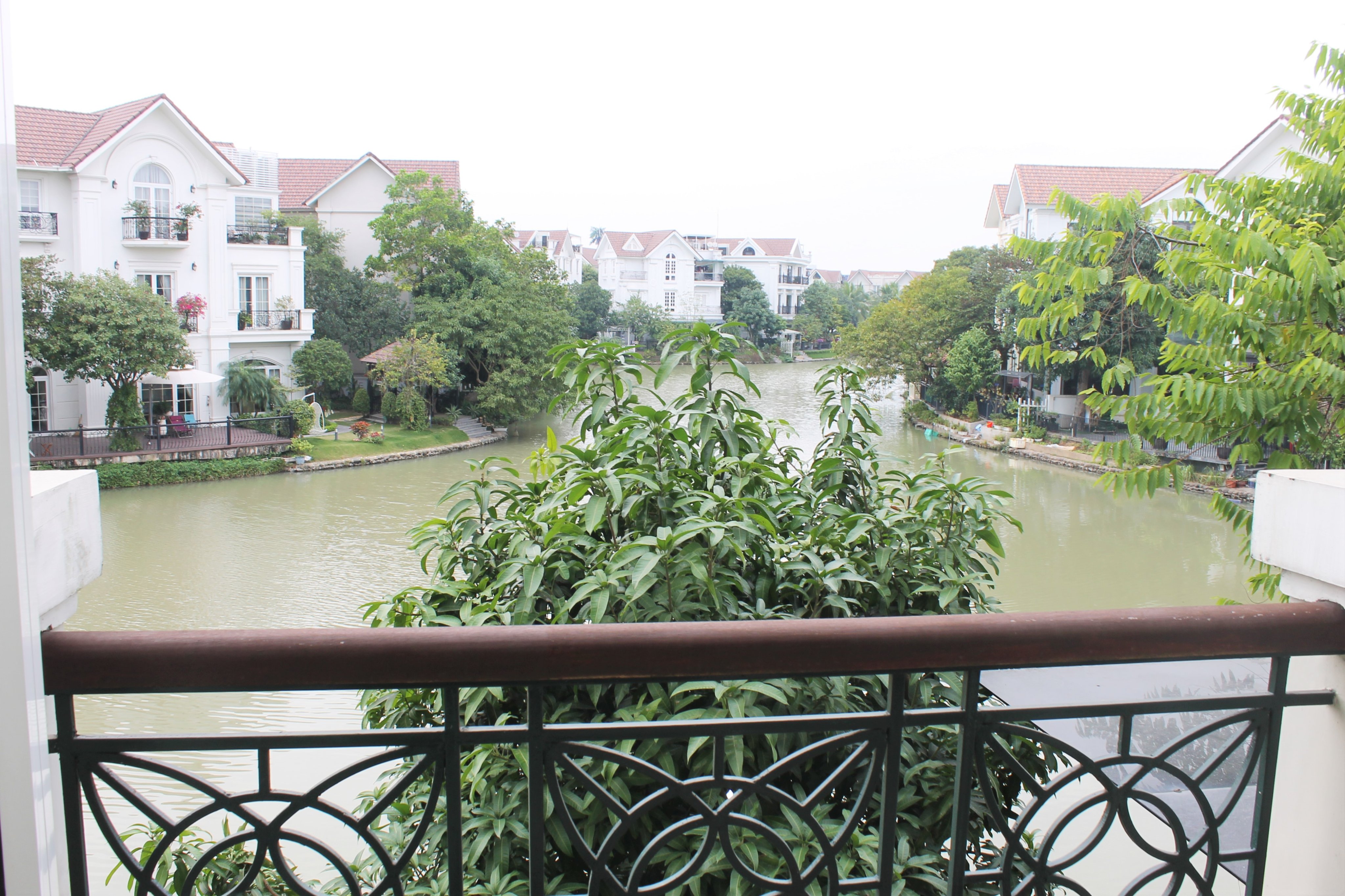 Cho thuê biệt thự đơn lập Hoa Phượng ngã ba sông Vinhomes Riverside 10