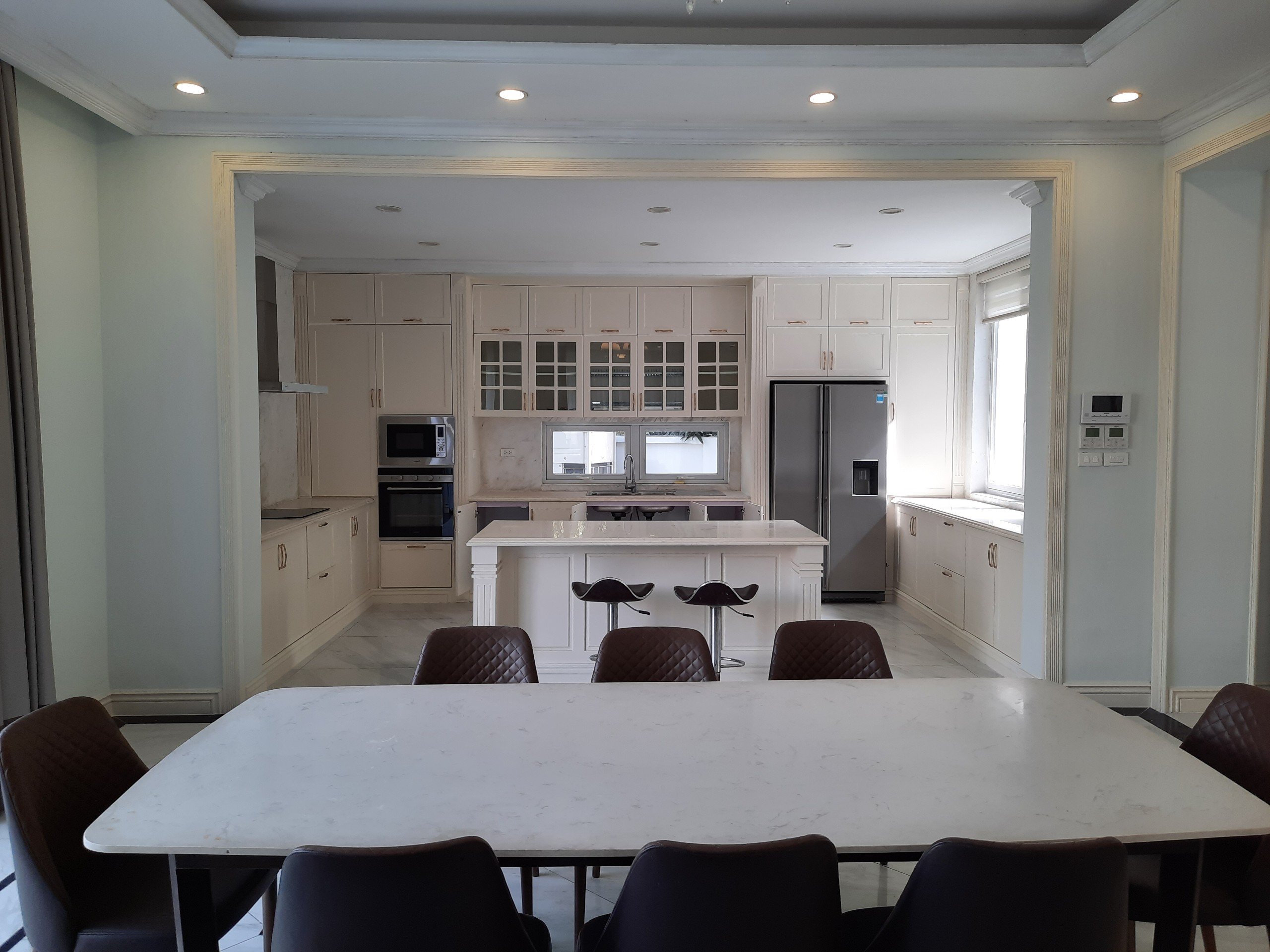 Cho thuê biệt thự đơn lập ngã ba sông Hoa sữa Vinhomes Riverside 4