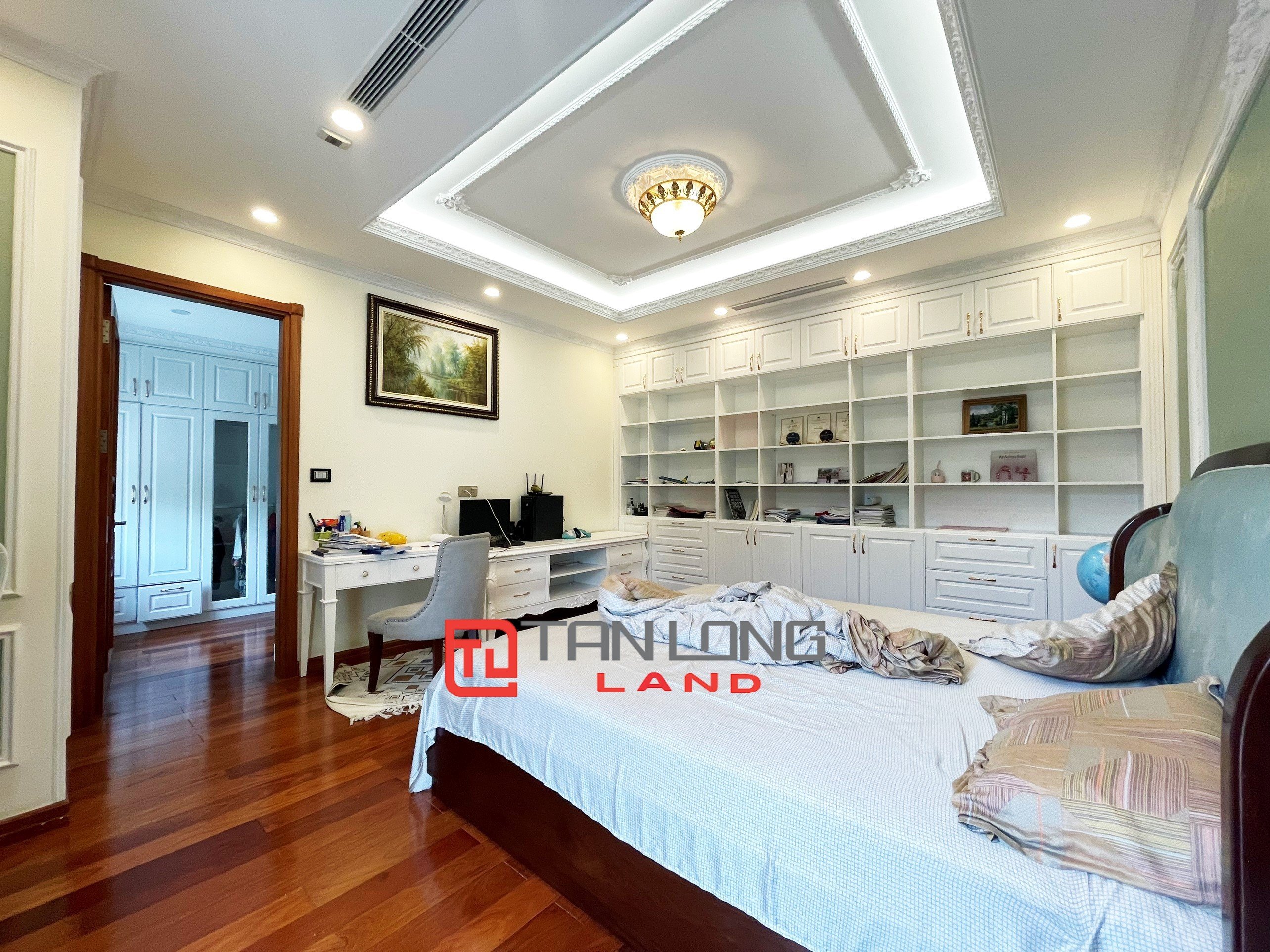Cho thuê biệt thự đơn lập sân vườn rộng Vinhomes Riverside 3