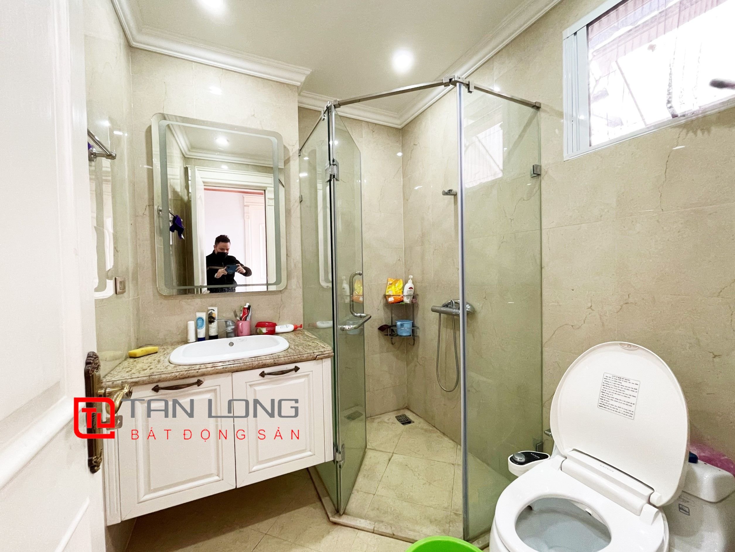 Cho thuê Biệt thự Đơn lập view sông, 4 phòng ngủ tại KĐT Vinhomes Riverside 15