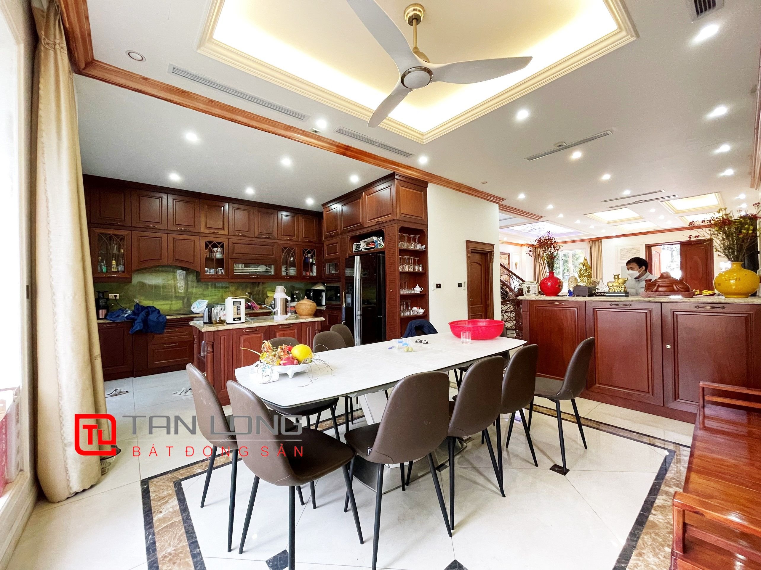 Cho thuê Biệt thự Đơn lập view sông, 4 phòng ngủ tại KĐT Vinhomes Riverside 6