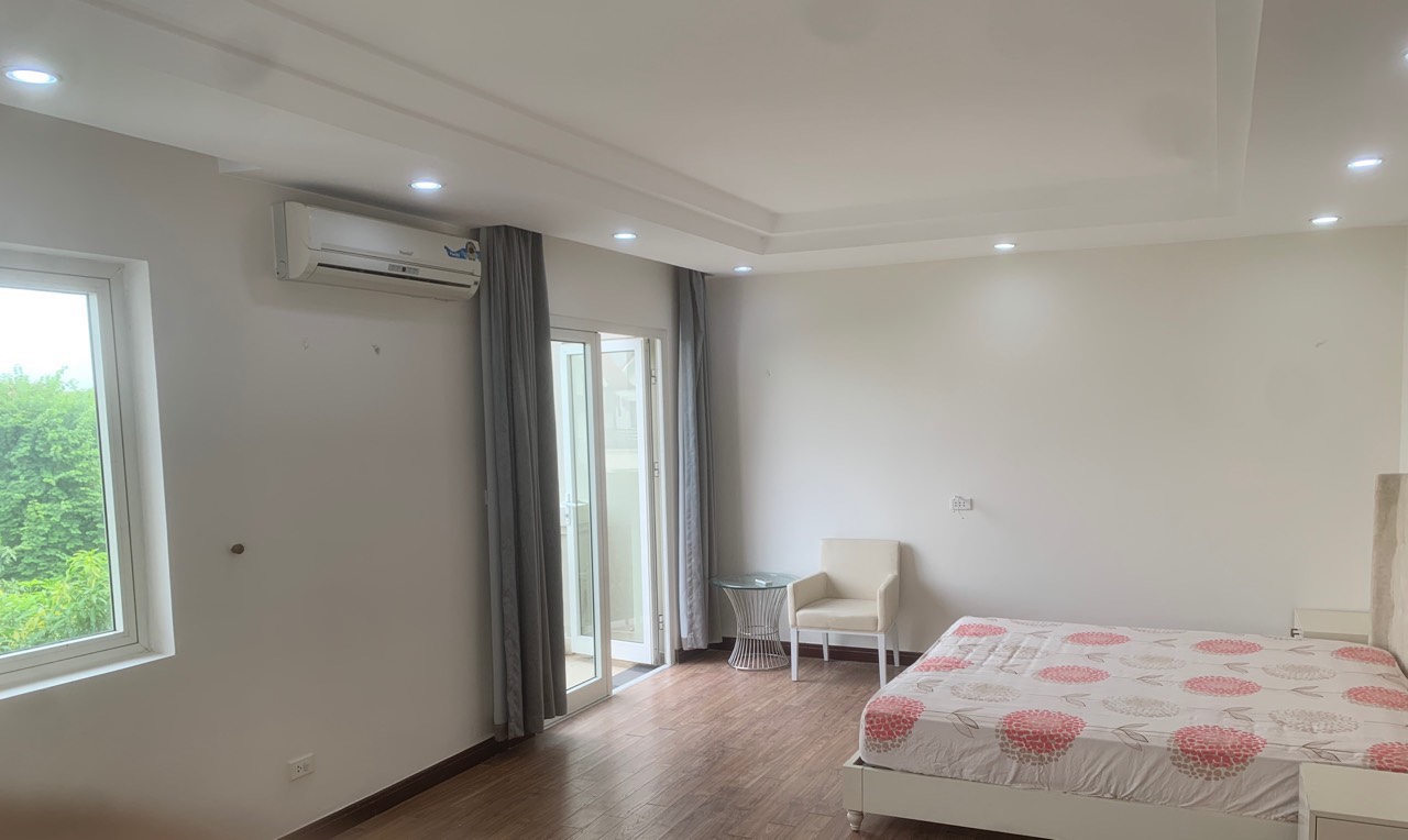 Cho thuê biệt thự đủ đồ Hoa Lan gần BIS Vinhomes Riverside 9
