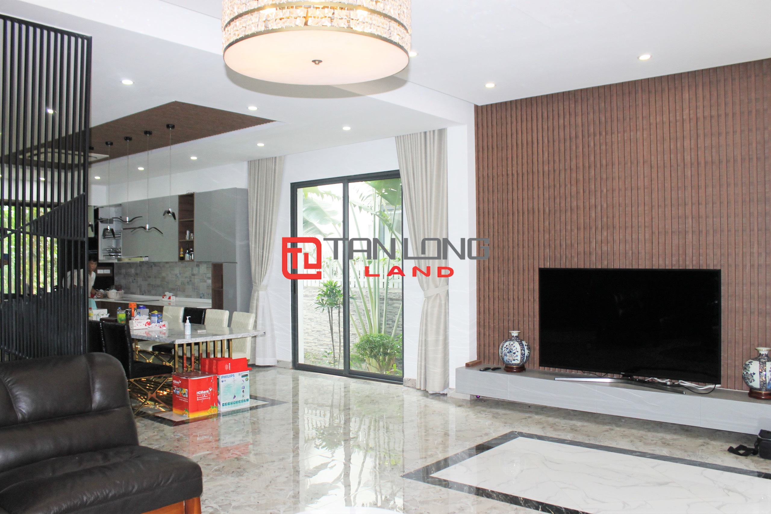 Cho thuê Biệt thự full nội thất 3 phòng ngủ gần trường quốc tế BIS tại Vinhomes Riverside Long Biên 2
