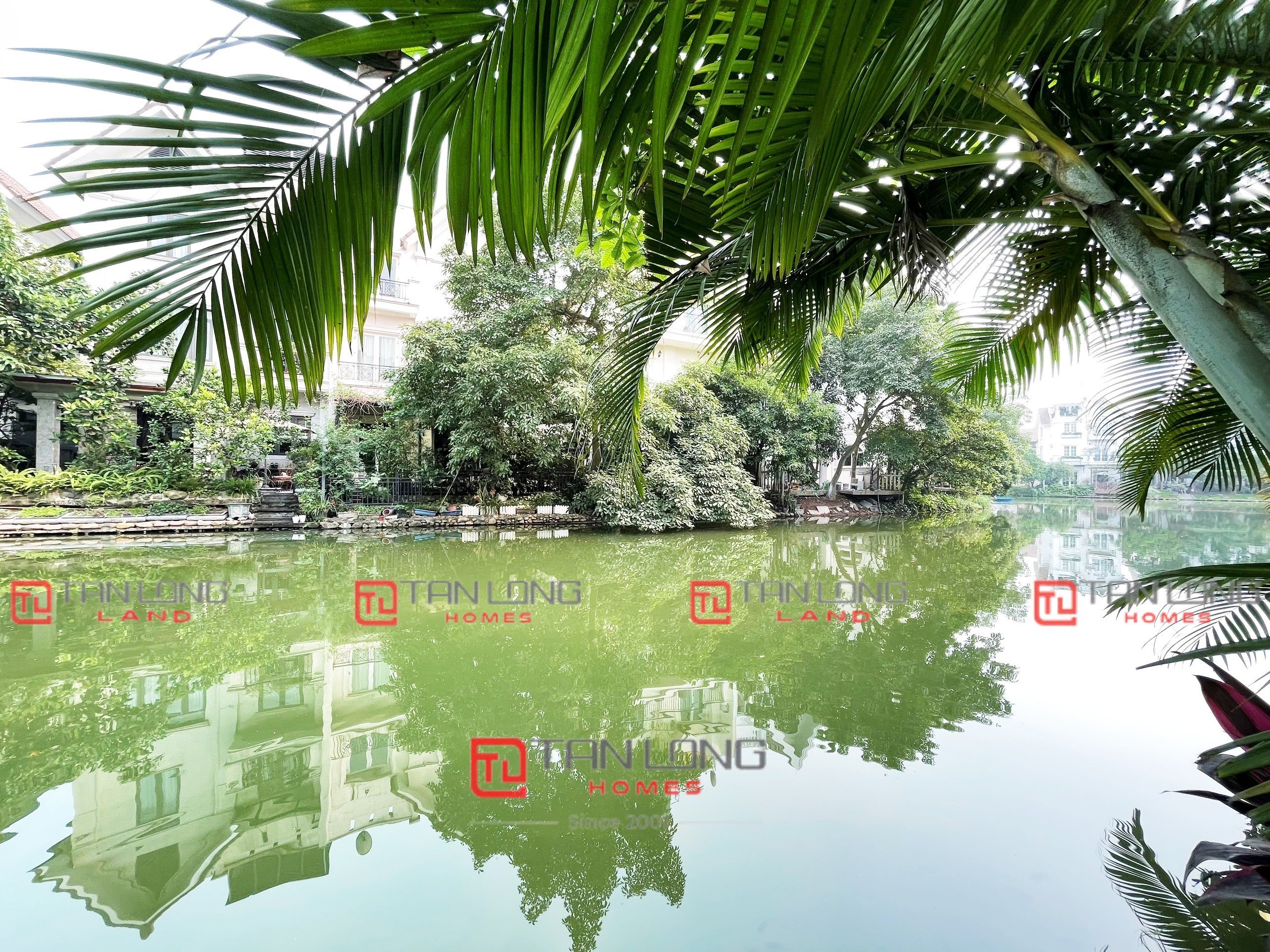Cho thuê biệt thự Hoa Phượng 6 có hầm Vinhomes Riverside 13
