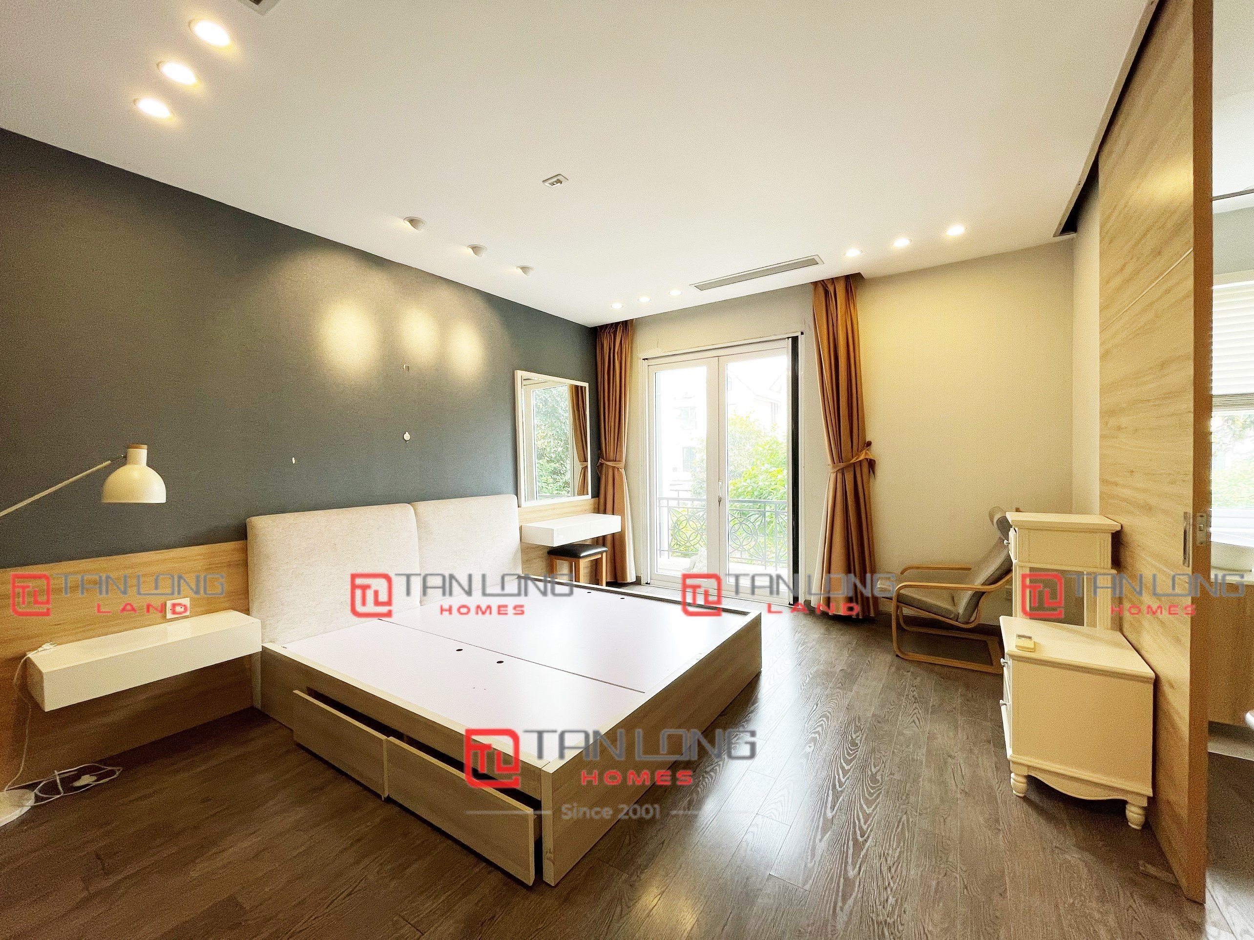 Cho thuê biệt thự Hoa Phượng 6 có hầm Vinhomes Riverside 8
