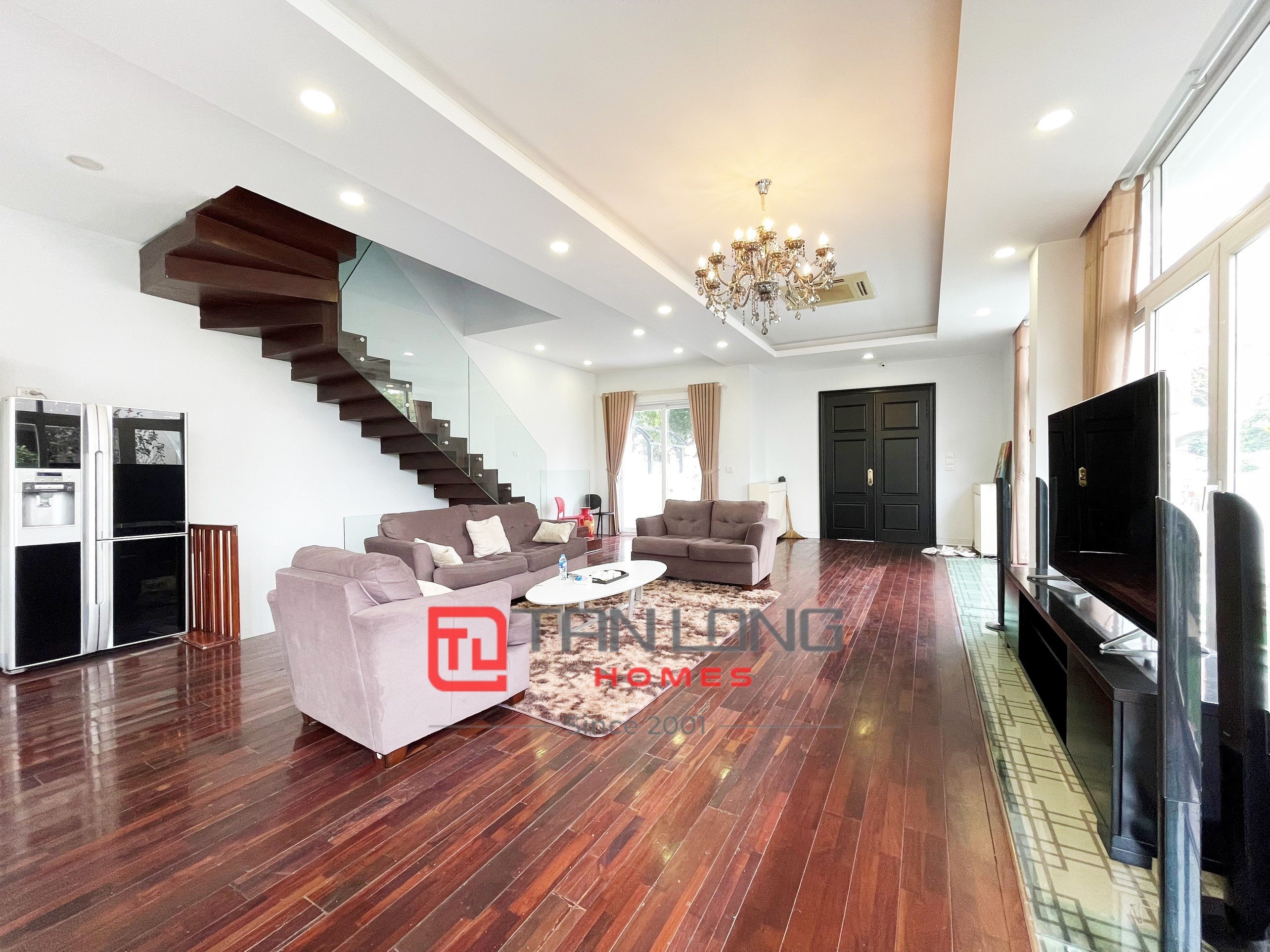 Cho thuê biệt thự Hoa Phượng đủ đồ Vinhomes Riverside 3