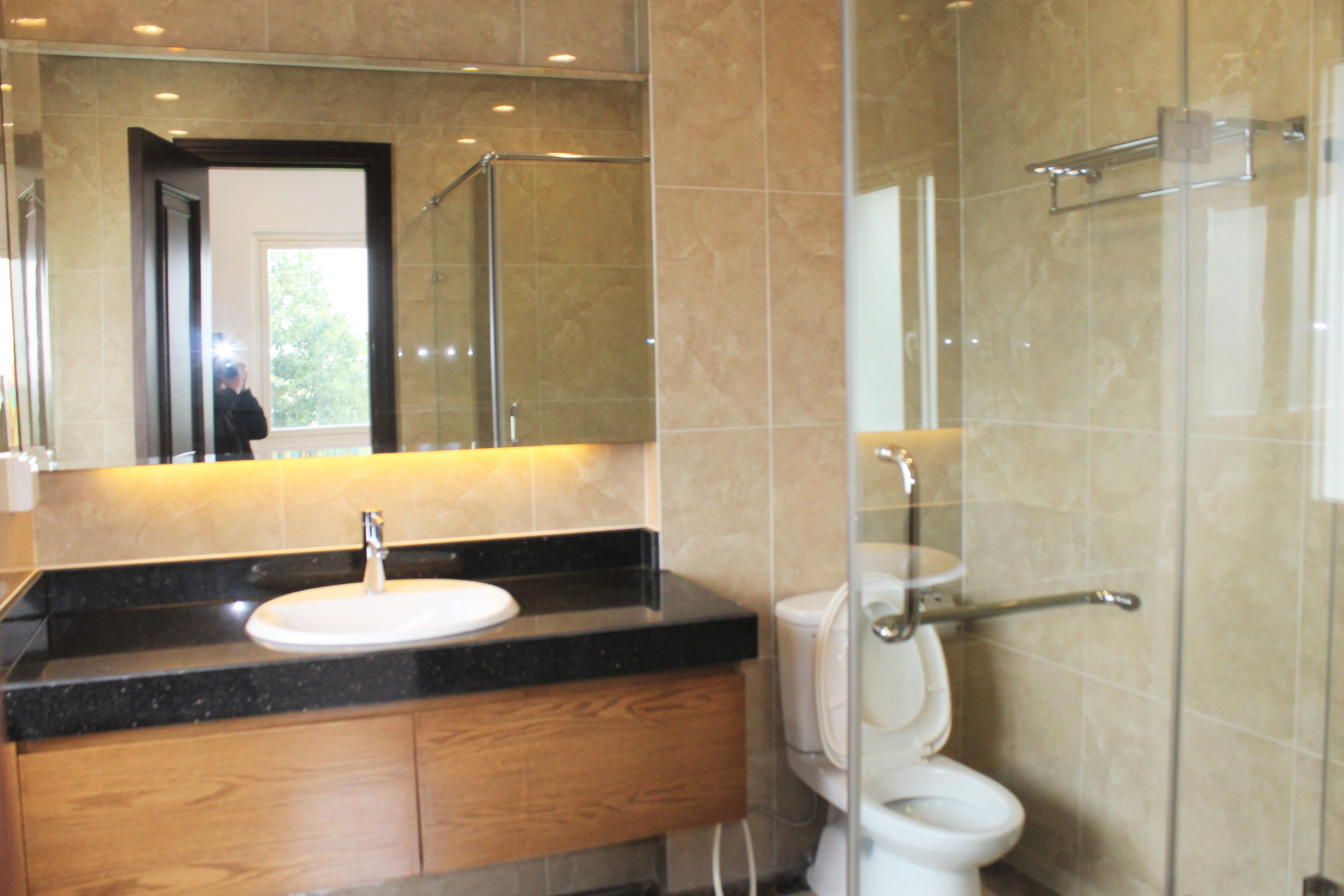 Cho thuê biệt thự Hoa Sữa đẹp sân vườn rộng Vinhomes Riverside Long Biên 10