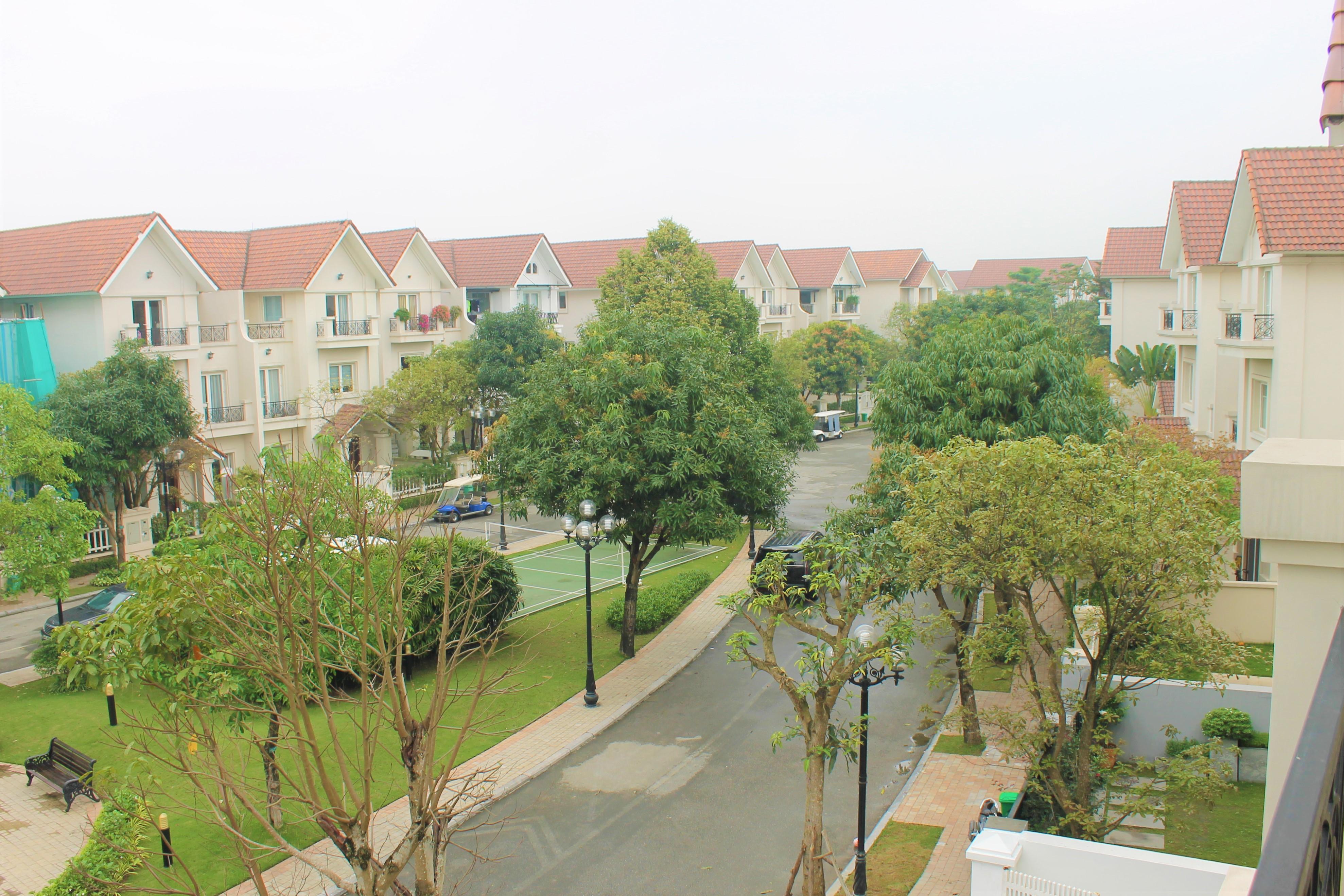 Cho thuê biệt thự Hoa Sữa đẹp sân vườn rộng Vinhomes Riverside Long Biên 11