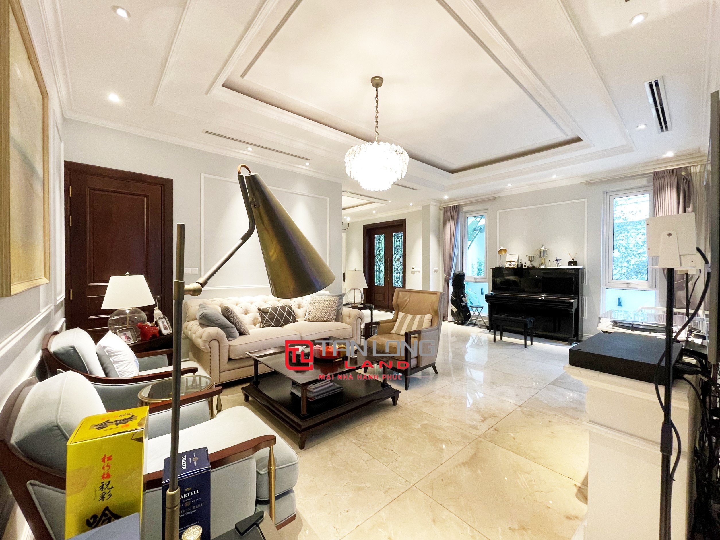 Cho thuê biệt thự Hoa sữa Vinhomes Rivereside nội thất đẹp 3