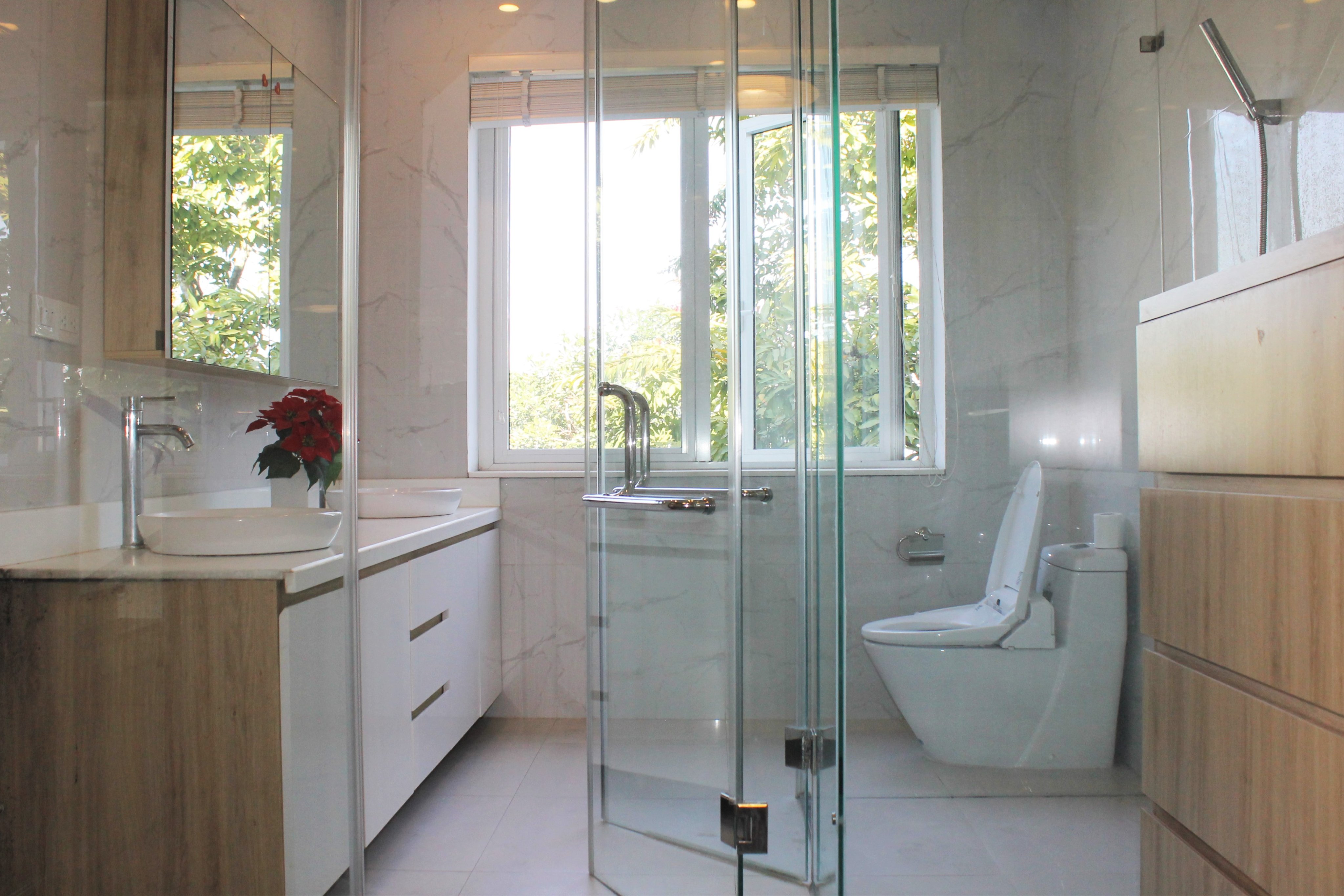 Cho thuê biệt thự hoàn thiện đẹp Hoa Lan Vinhomes Riverside 11