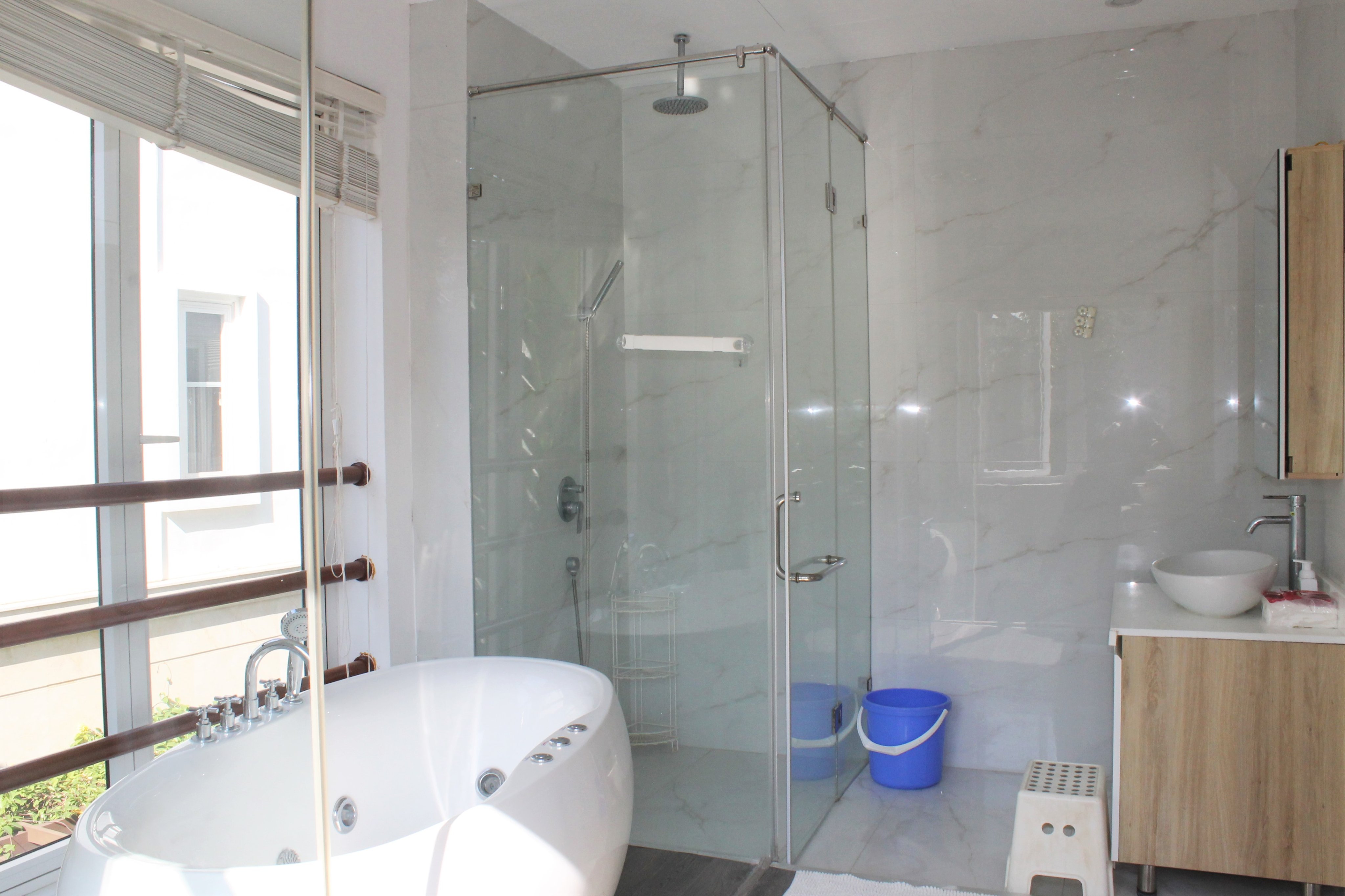 Cho thuê biệt thự hoàn thiện đẹp Hoa Lan Vinhomes Riverside 8