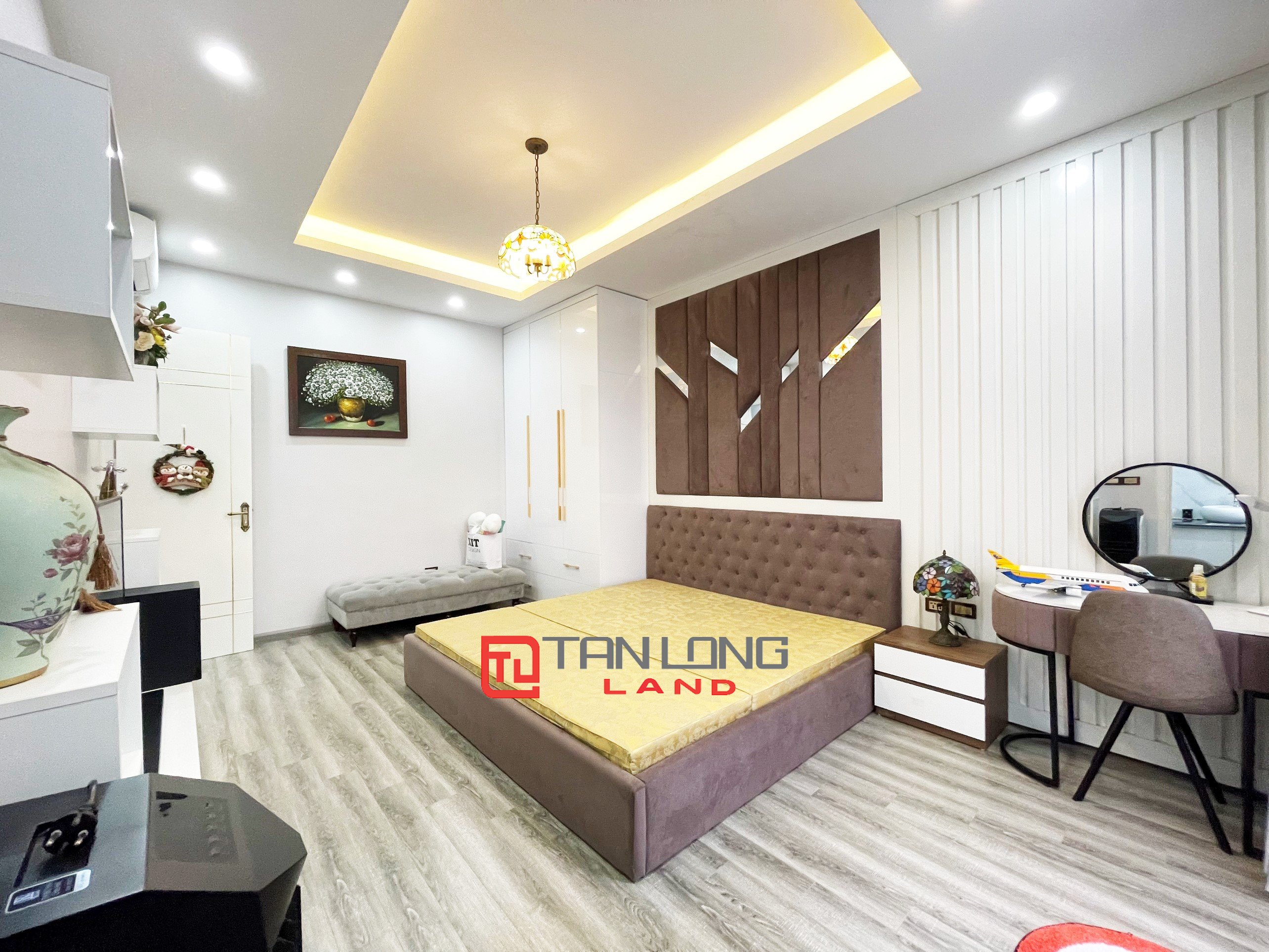 Cho thuê Biệt thự Liền kề 4 phòng ngủ gần trường Vinschool tại Vinhomes The Harmony 11