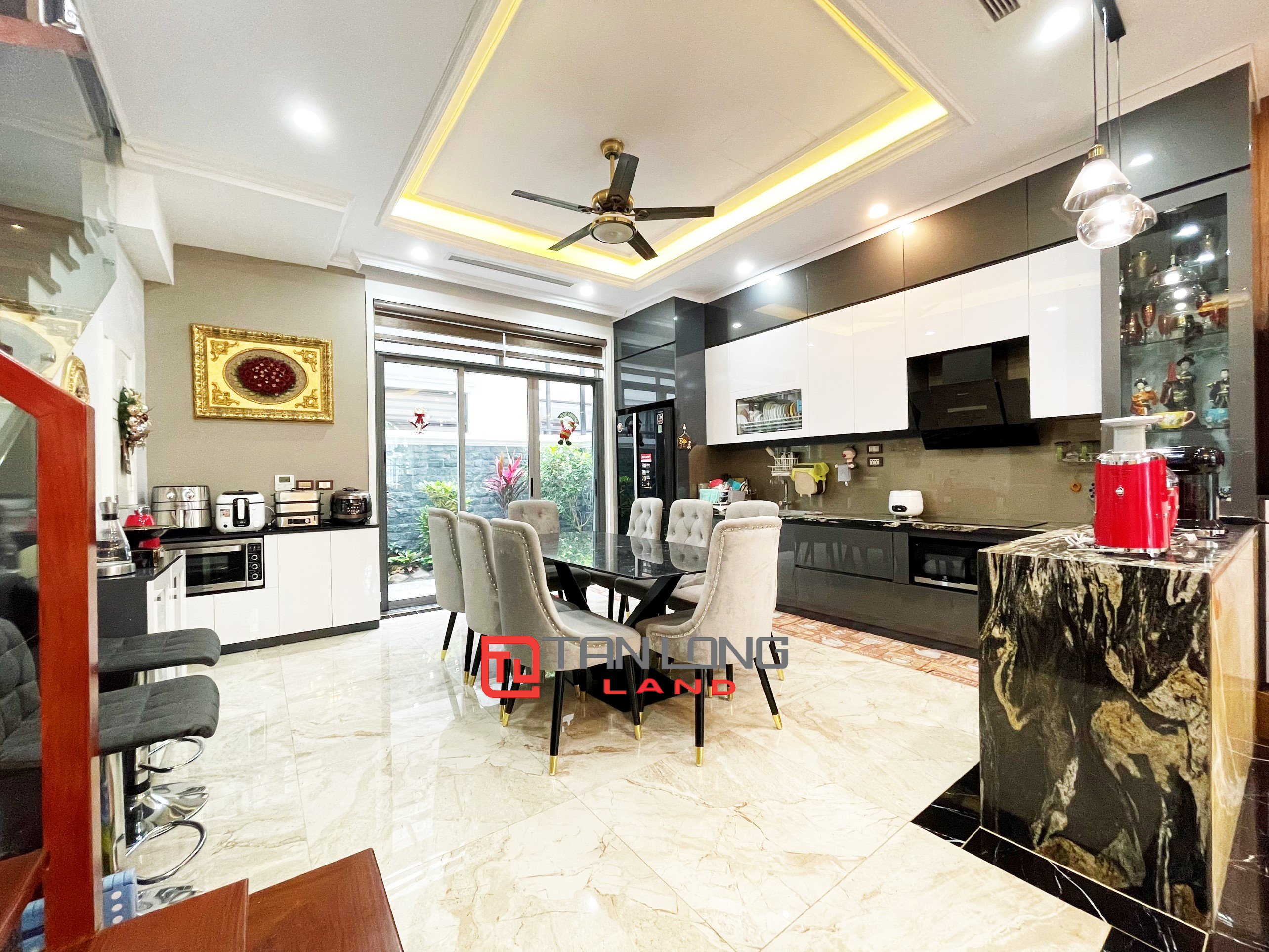 Cho thuê Biệt thự Liền kề 4 phòng ngủ gần trường Vinschool tại Vinhomes The Harmony 4