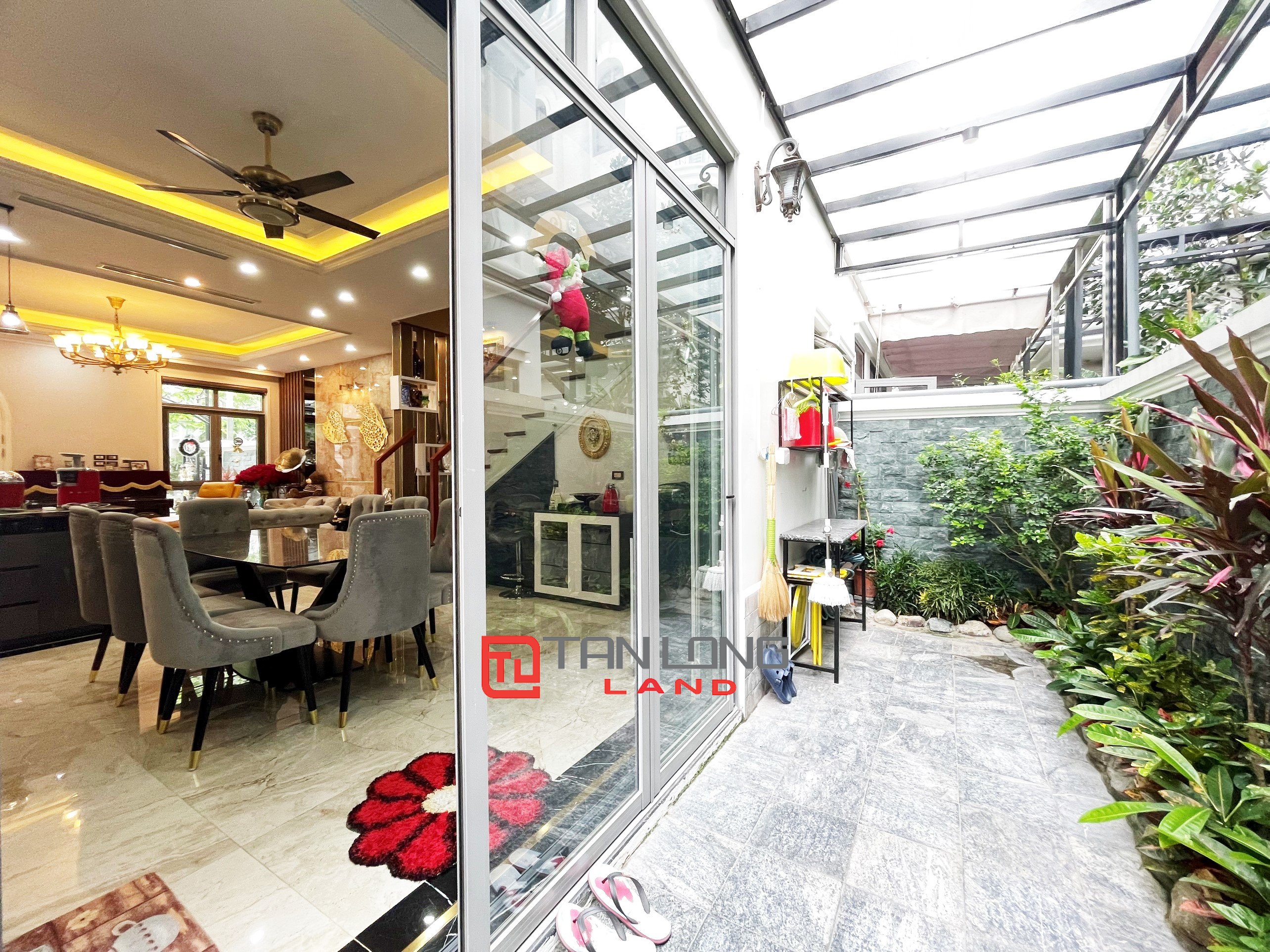 Cho thuê Biệt thự Liền kề 4 phòng ngủ gần trường Vinschool tại Vinhomes The Harmony 6