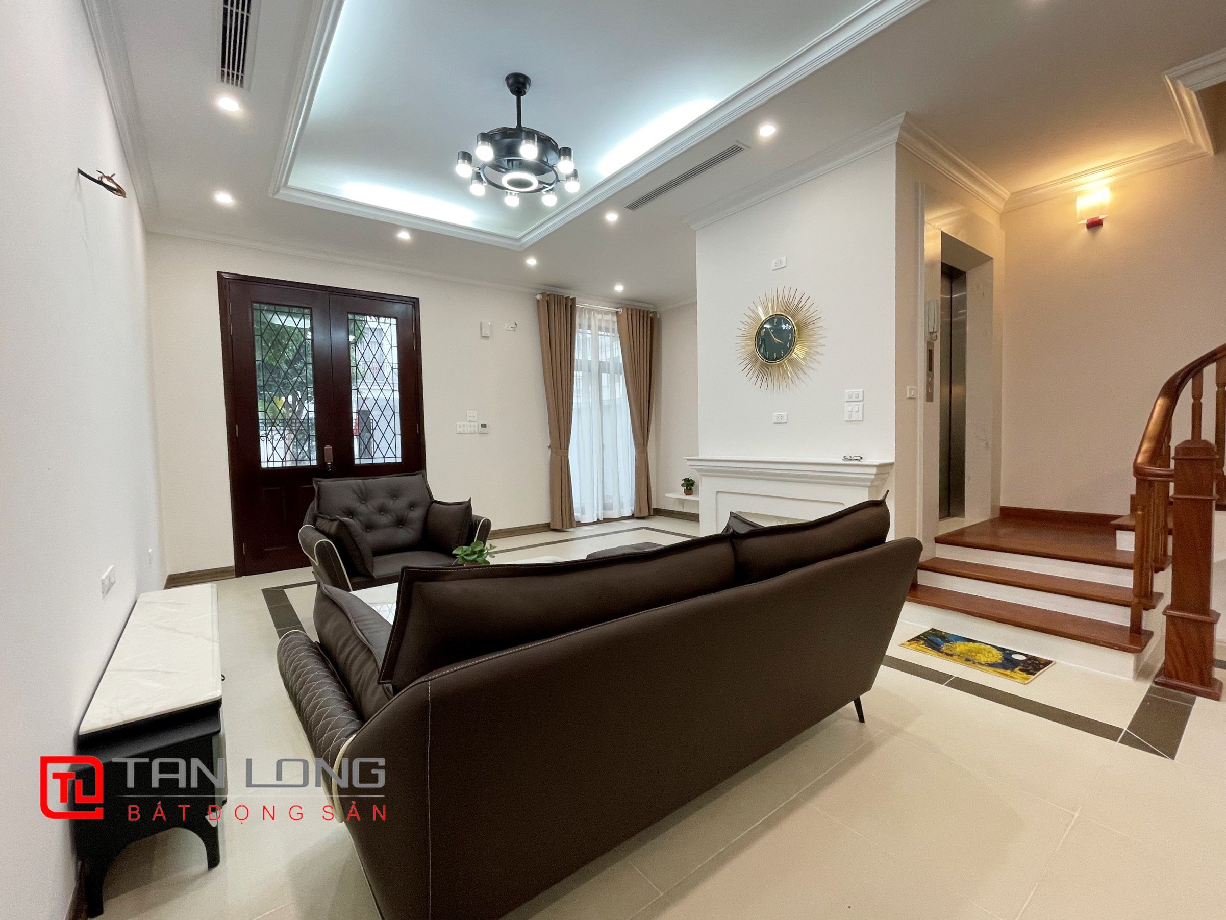 Cho thuê Biệt thự Liền kề có thang máy, 4 phòng ngủ tại Vinhomes The Harmony 3