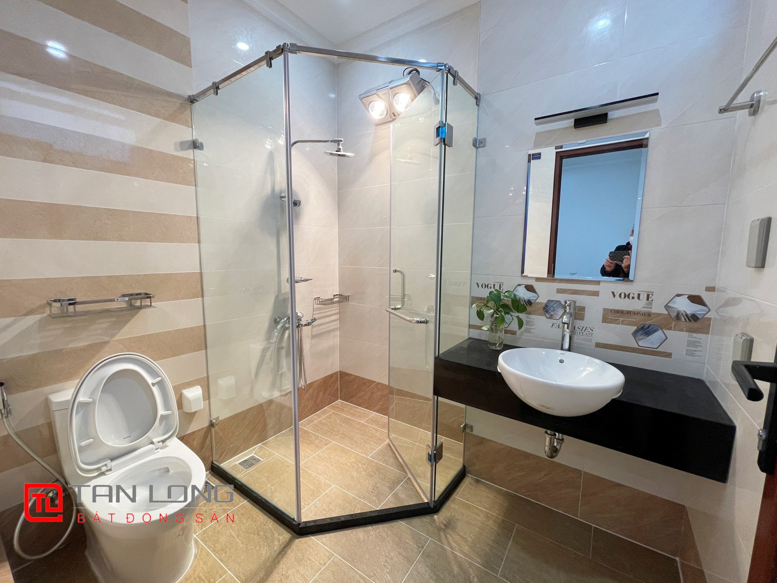 Cho thuê Biệt thự Liền kề có thang máy, 4 phòng ngủ tại Vinhomes The Harmony 8