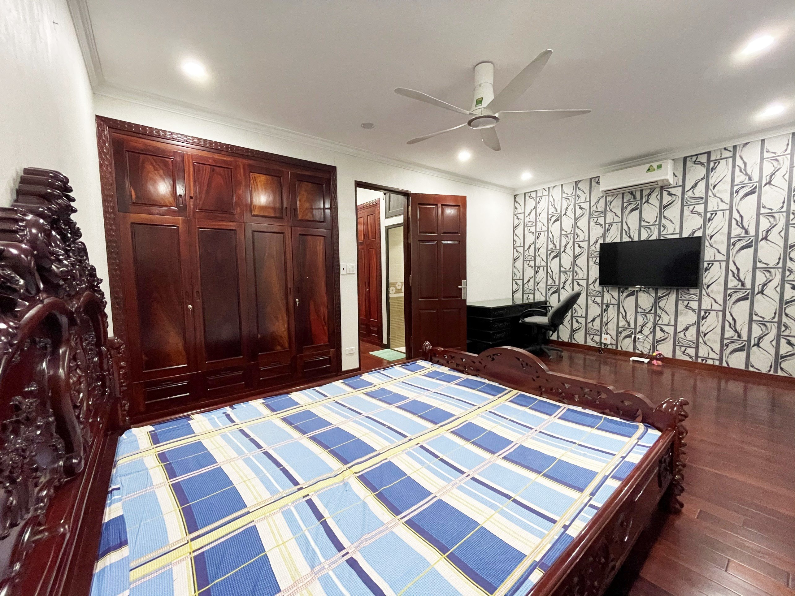 Cho thuê biệt thự liền kề đủ đồ 4 phòng ngủ giá 30 triệu Nguyệt Quế 6