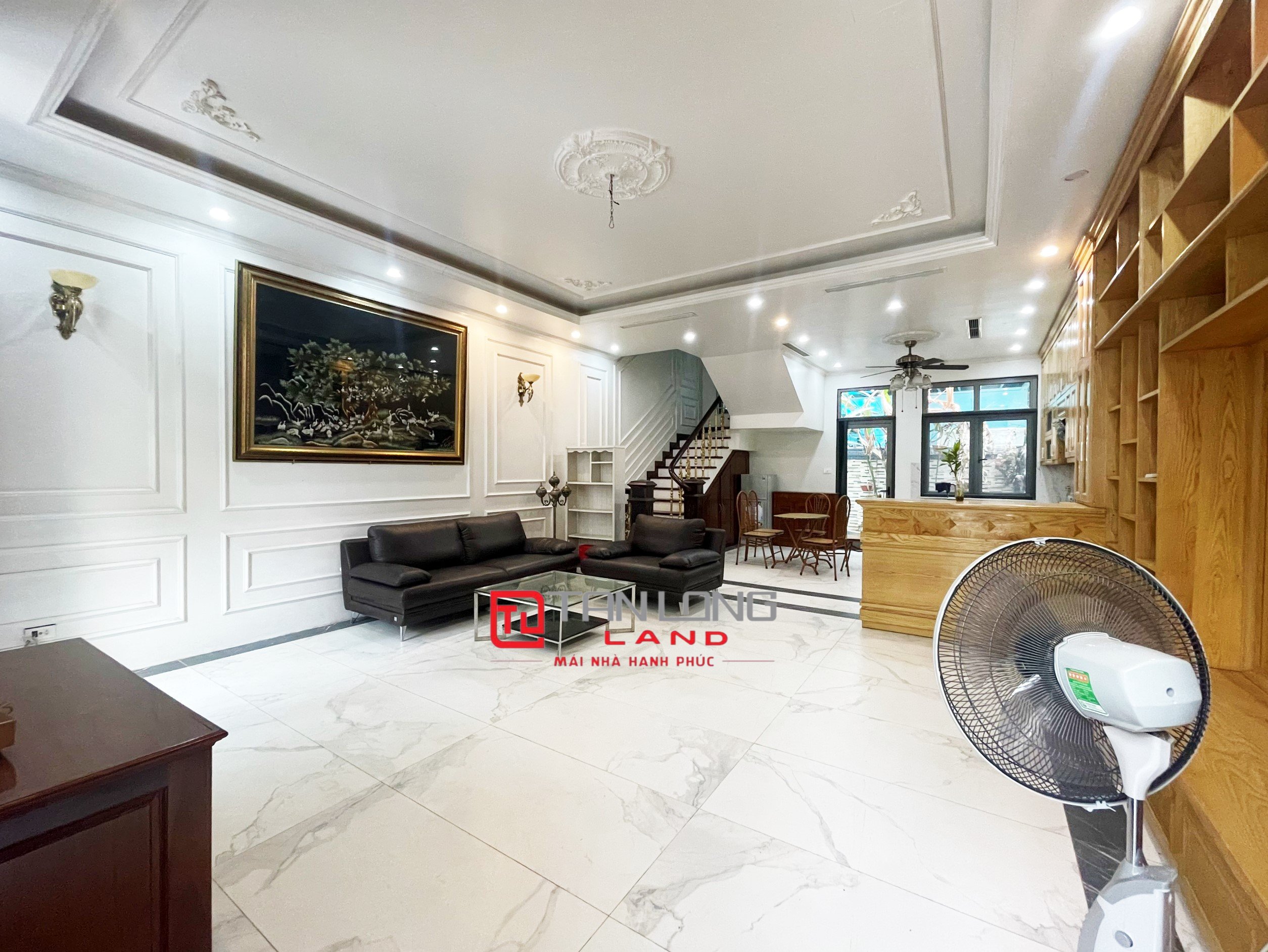 Cho thuê biệt thự Nguyệt Quế gần hồ điều hoà giá rẻ tại Vinhomes The Harmony 2