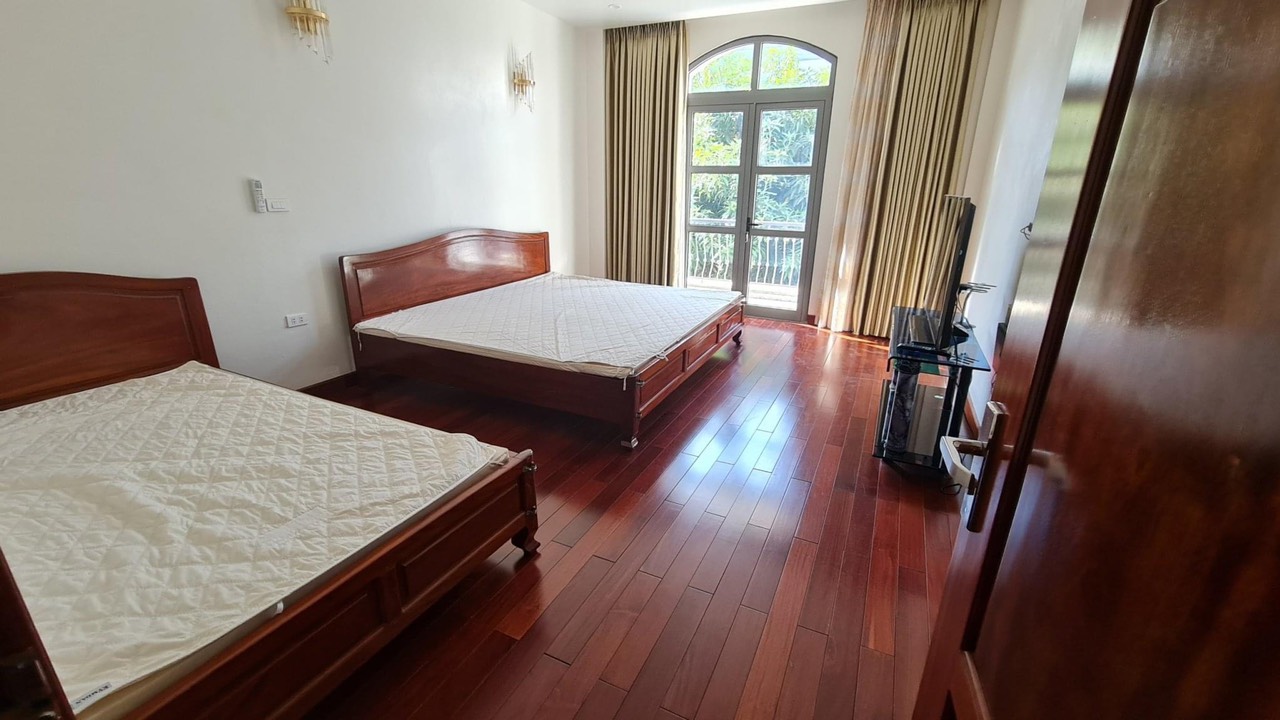 Cho thuê Biệt thự nhà vườn tiểu khu Phong Lan tại Vinhomes The Harmony 4