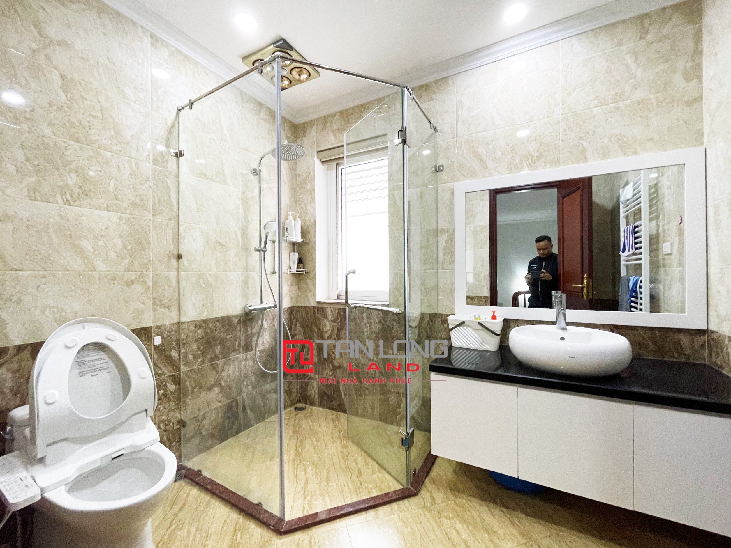 Cho thuê biệt thự nội thất cao cấp dãy Anh Đào Vinhomes Riverside 10