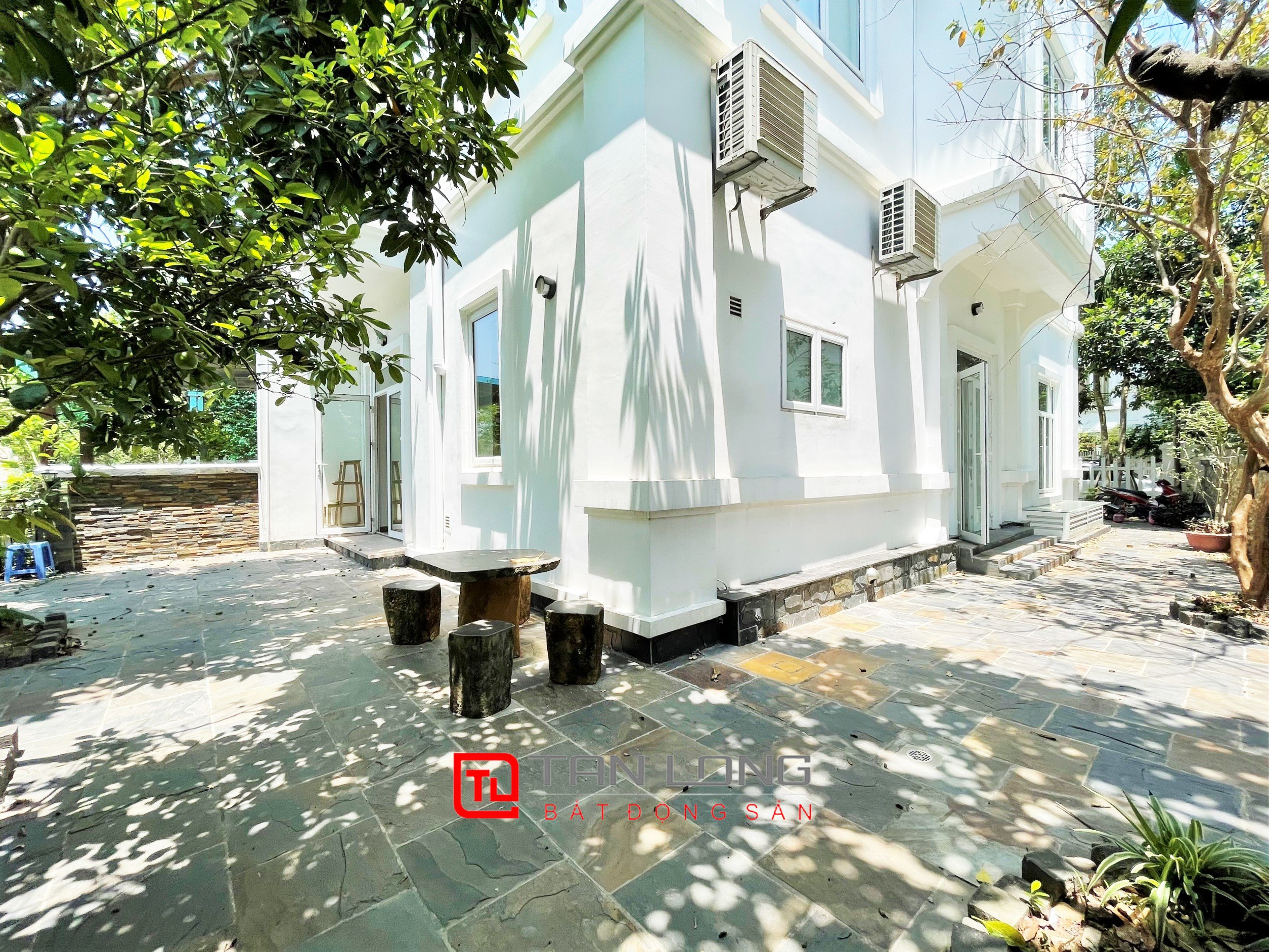 Cho thuê biệt thự Song lập 225m2 tại Vinhomes Riverside Long Biên 1