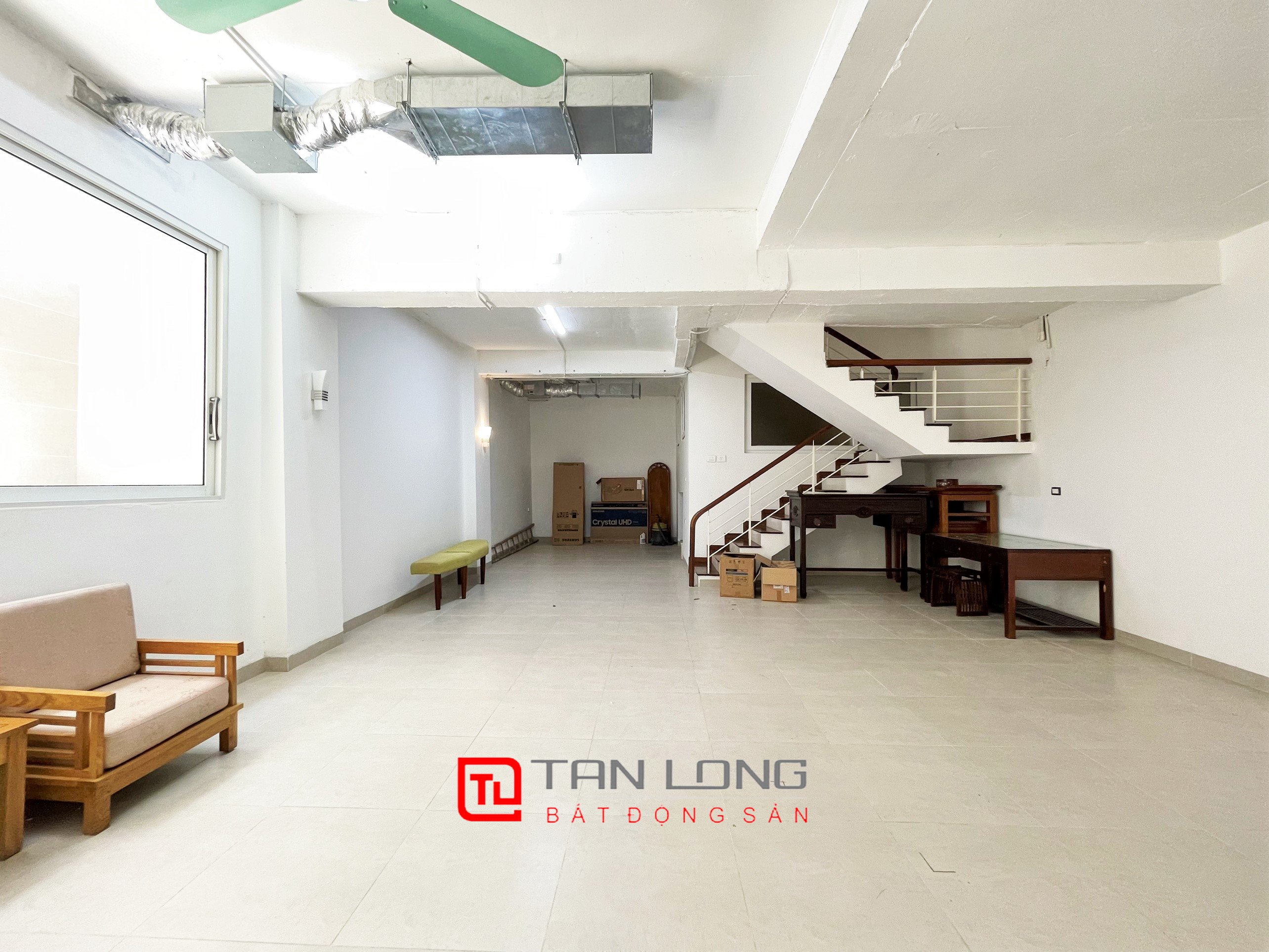 Cho thuê biệt thự Song lập 225m2 tại Vinhomes Riverside Long Biên 10