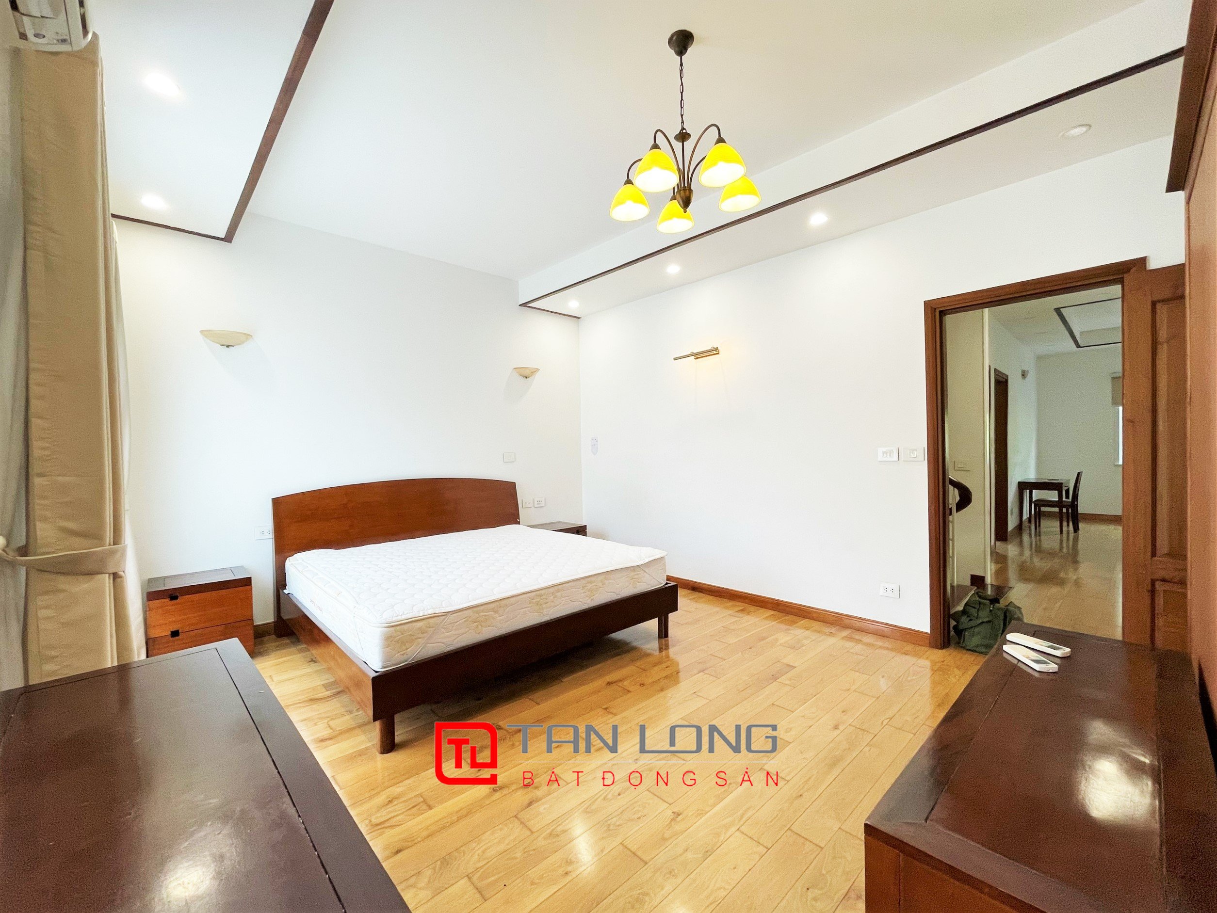 Cho thuê biệt thự Song lập 225m2 tại Vinhomes Riverside Long Biên 16