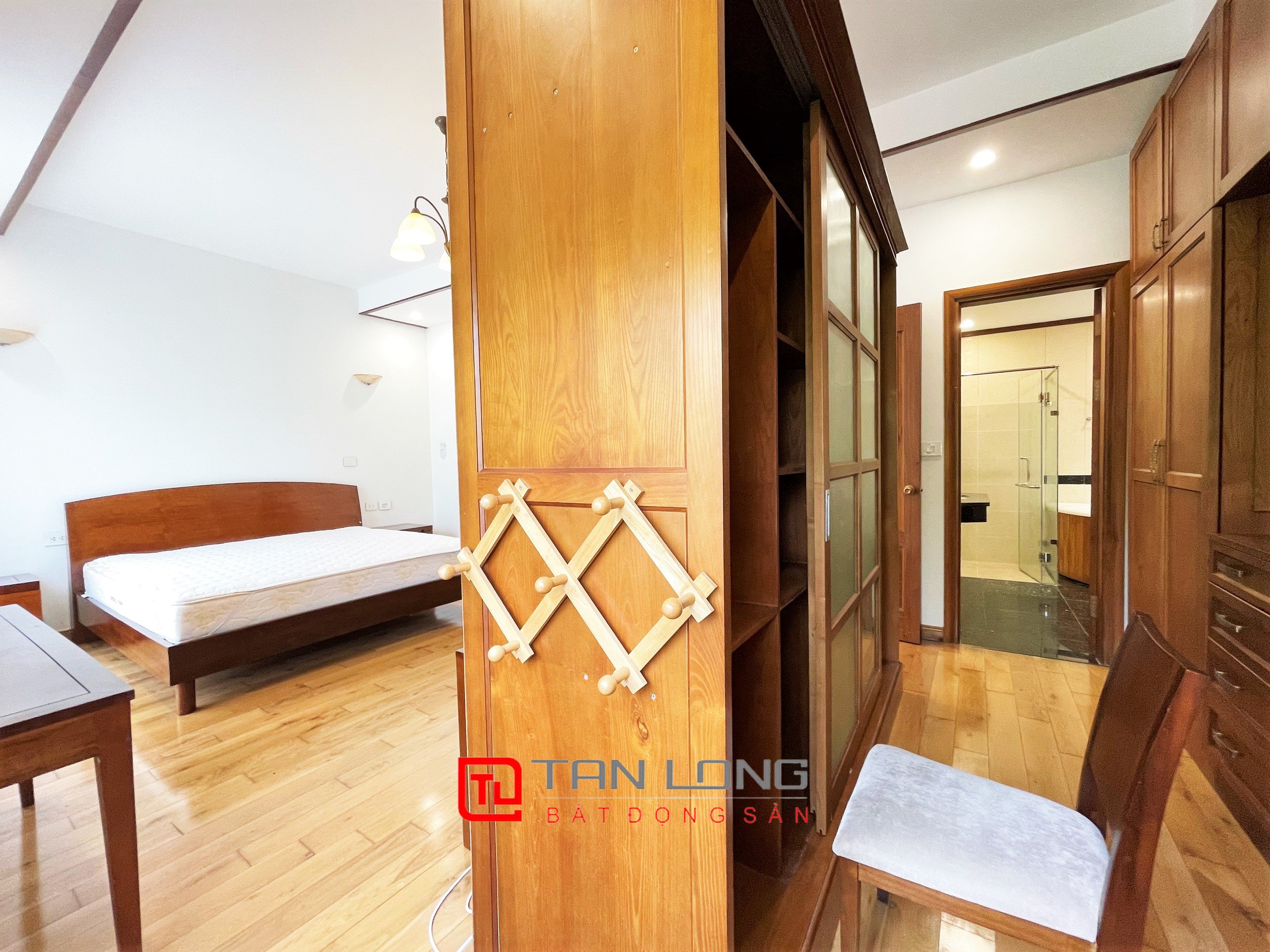 Cho thuê biệt thự Song lập 225m2 tại Vinhomes Riverside Long Biên 20