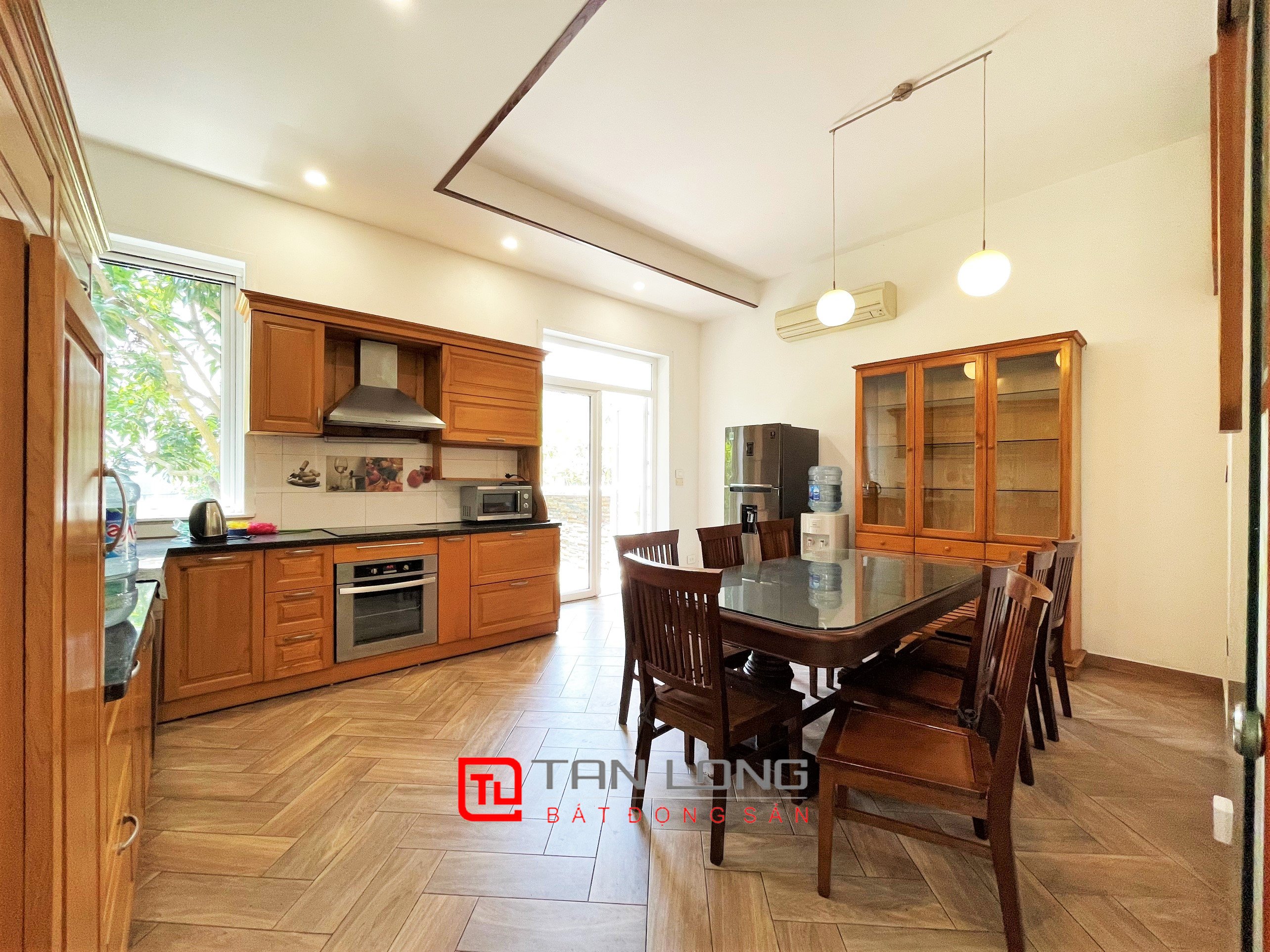 Cho thuê biệt thự Song lập 225m2 tại Vinhomes Riverside Long Biên 7