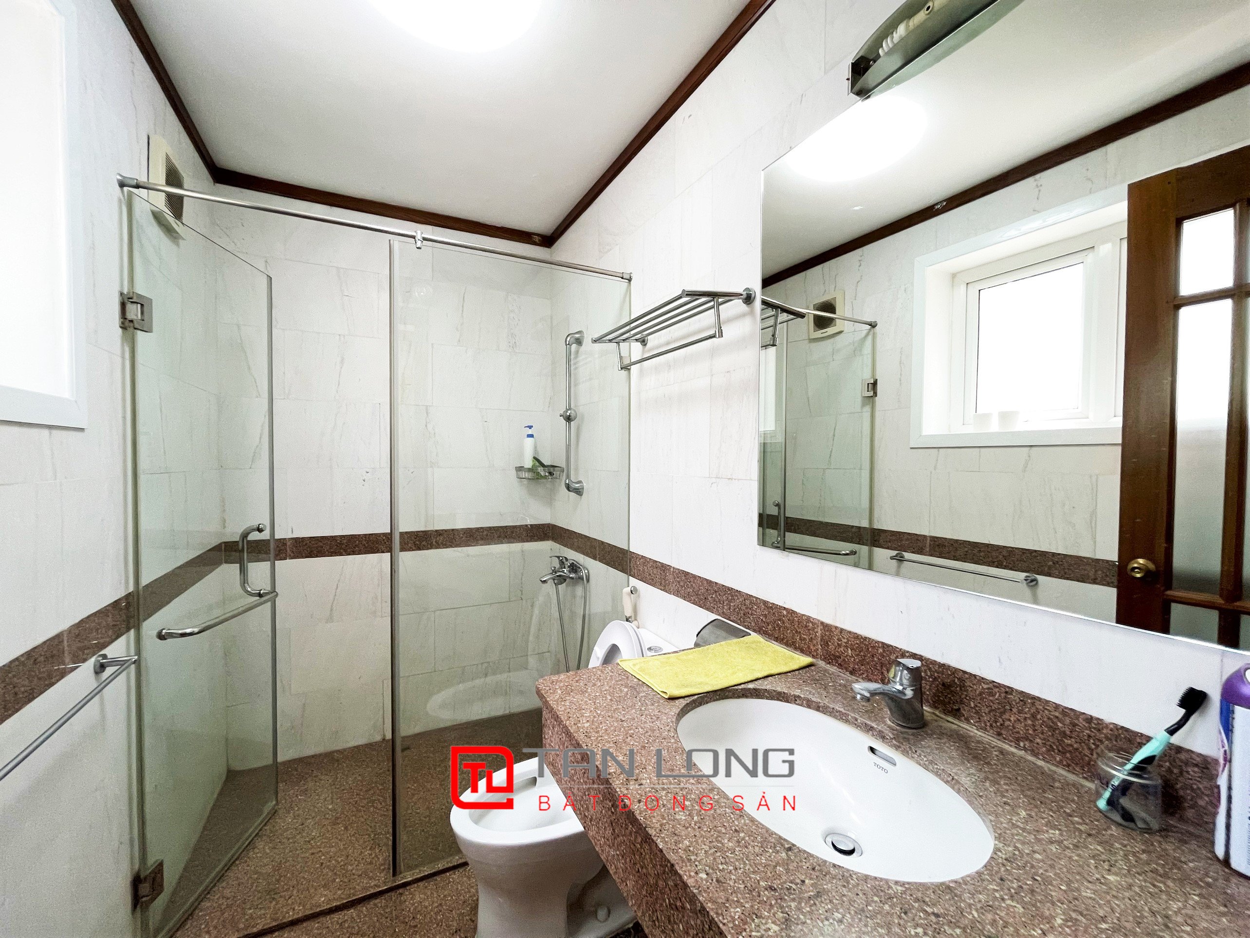 Cho thuê biệt thự Song lập 225m2 tại Vinhomes Riverside Long Biên 9