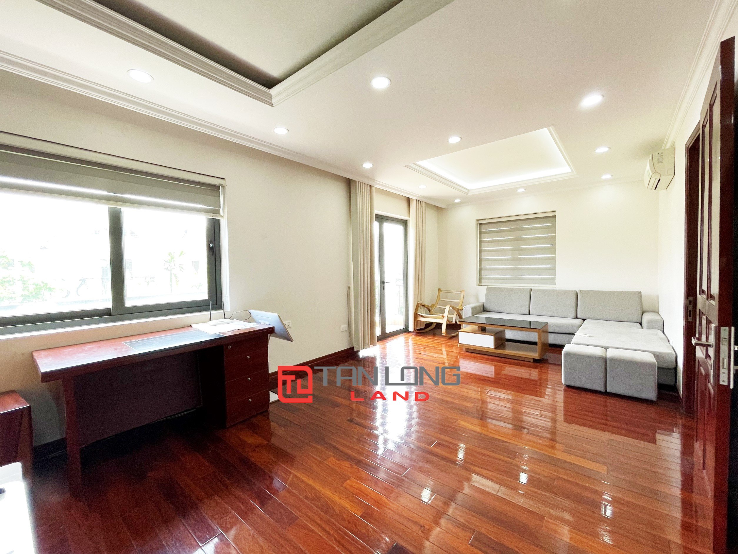 Cho thuê Biệt thự Song lập 3 phòng ngủ tại Vinhomes Riverside 9